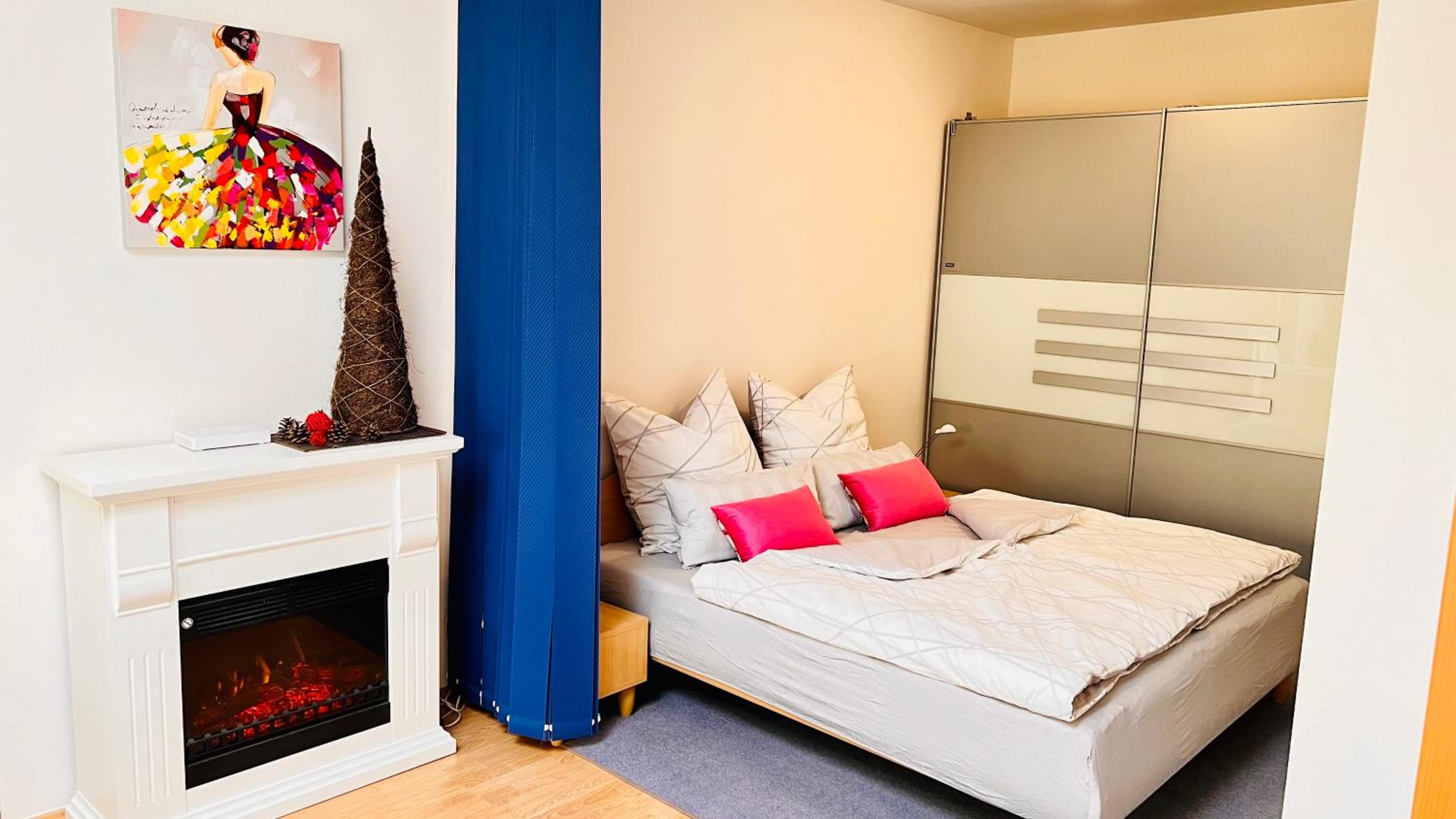 RESIDENCE KOLONADA 60 square meters 2 rooms Apartment in best Location direct at famous Colonnade and Singing Fountain