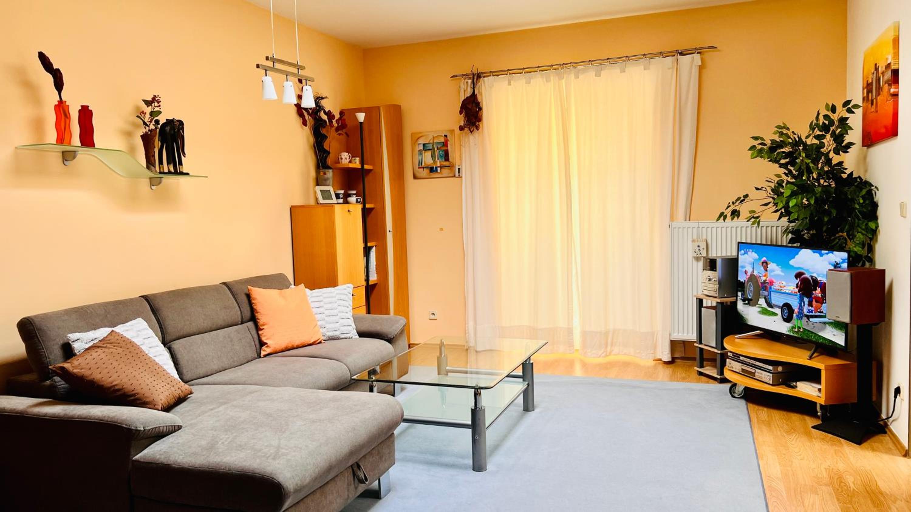 RESIDENCE KOLONADA 60 square meters 2 rooms Apartment in best Location direct at famous Colonnade and Singing Fountain