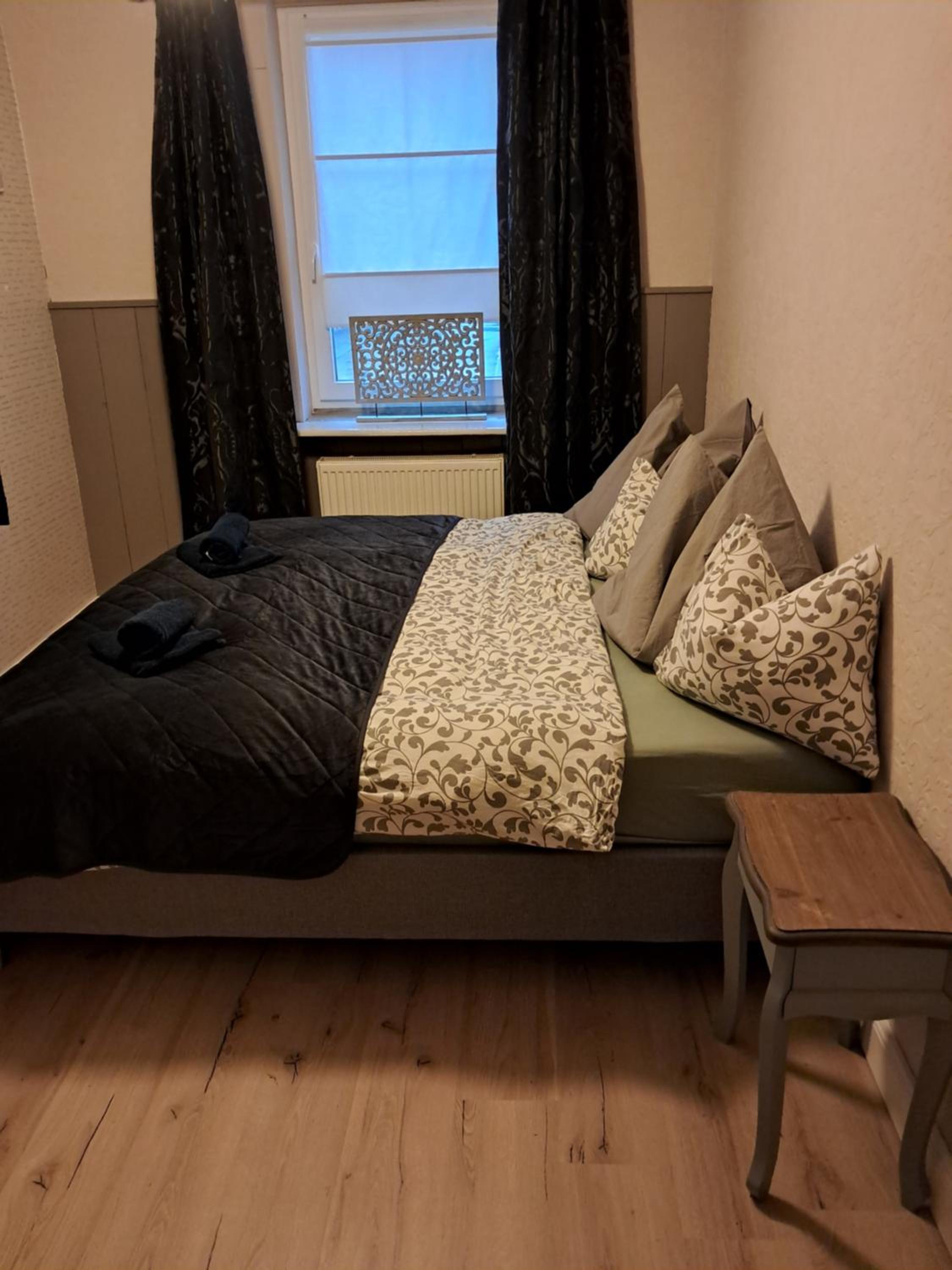 XXL Cosy apartments Villa Goisern, centre with mountain view