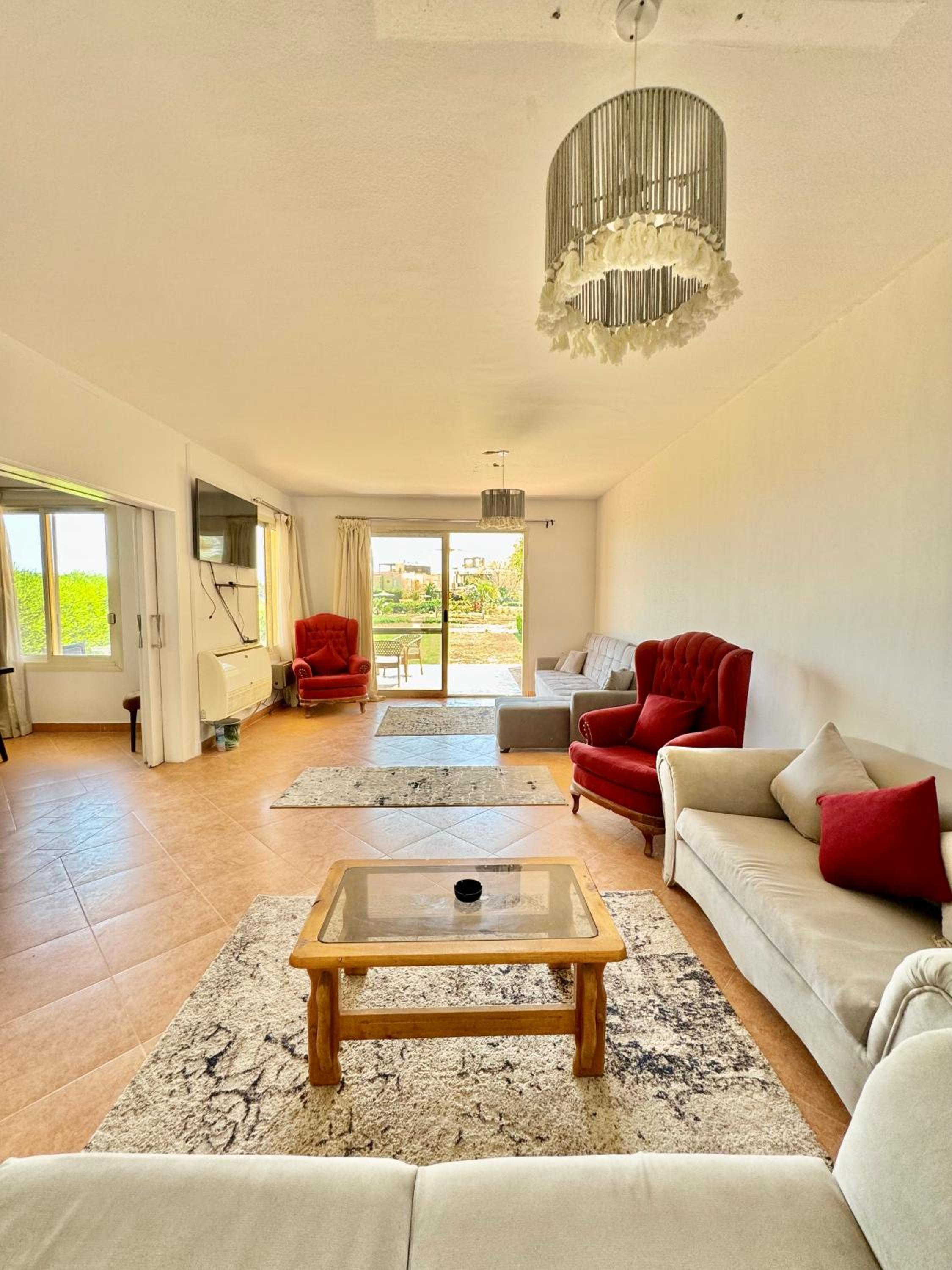 Ain Sokhna Vacations - 5-BRS Beachfront Standalone villa - Ein bay - Property Image 2
