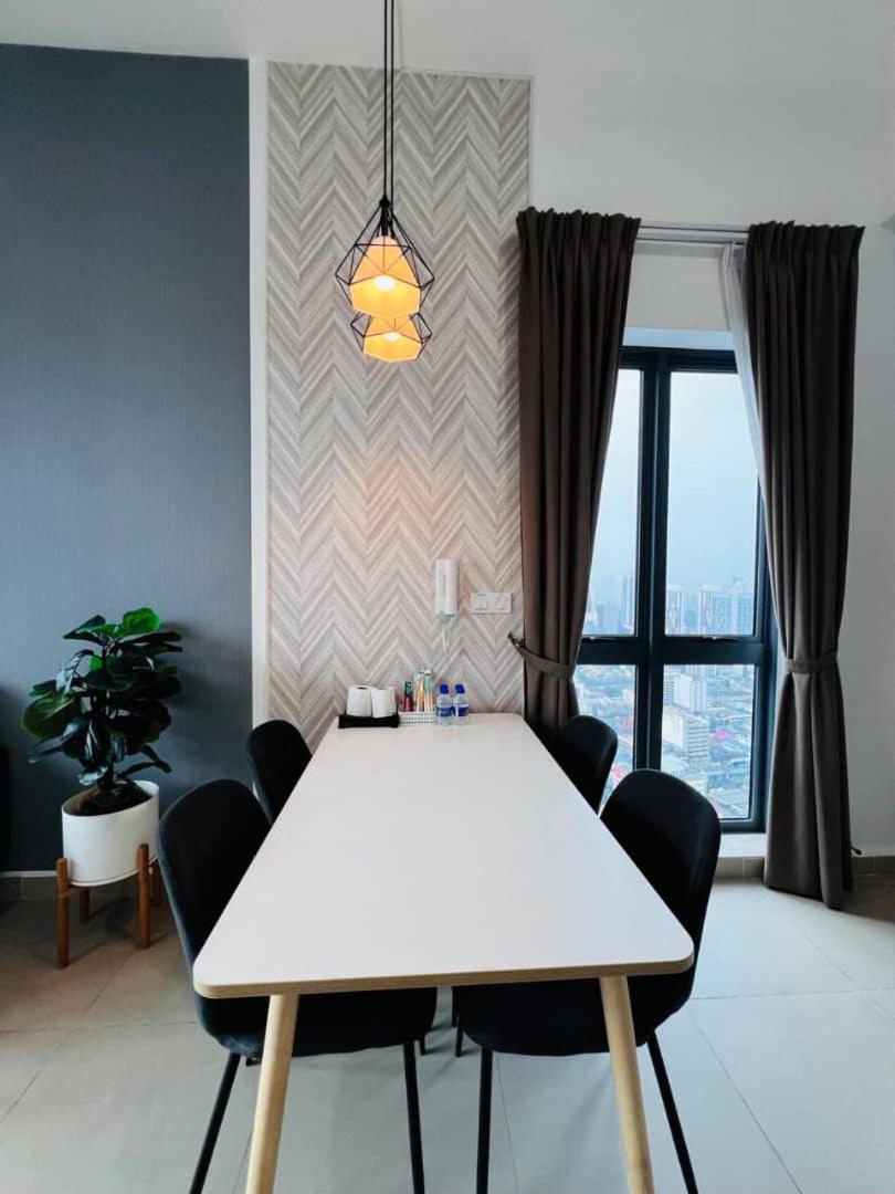 Bedroom with Living Room, The Colony