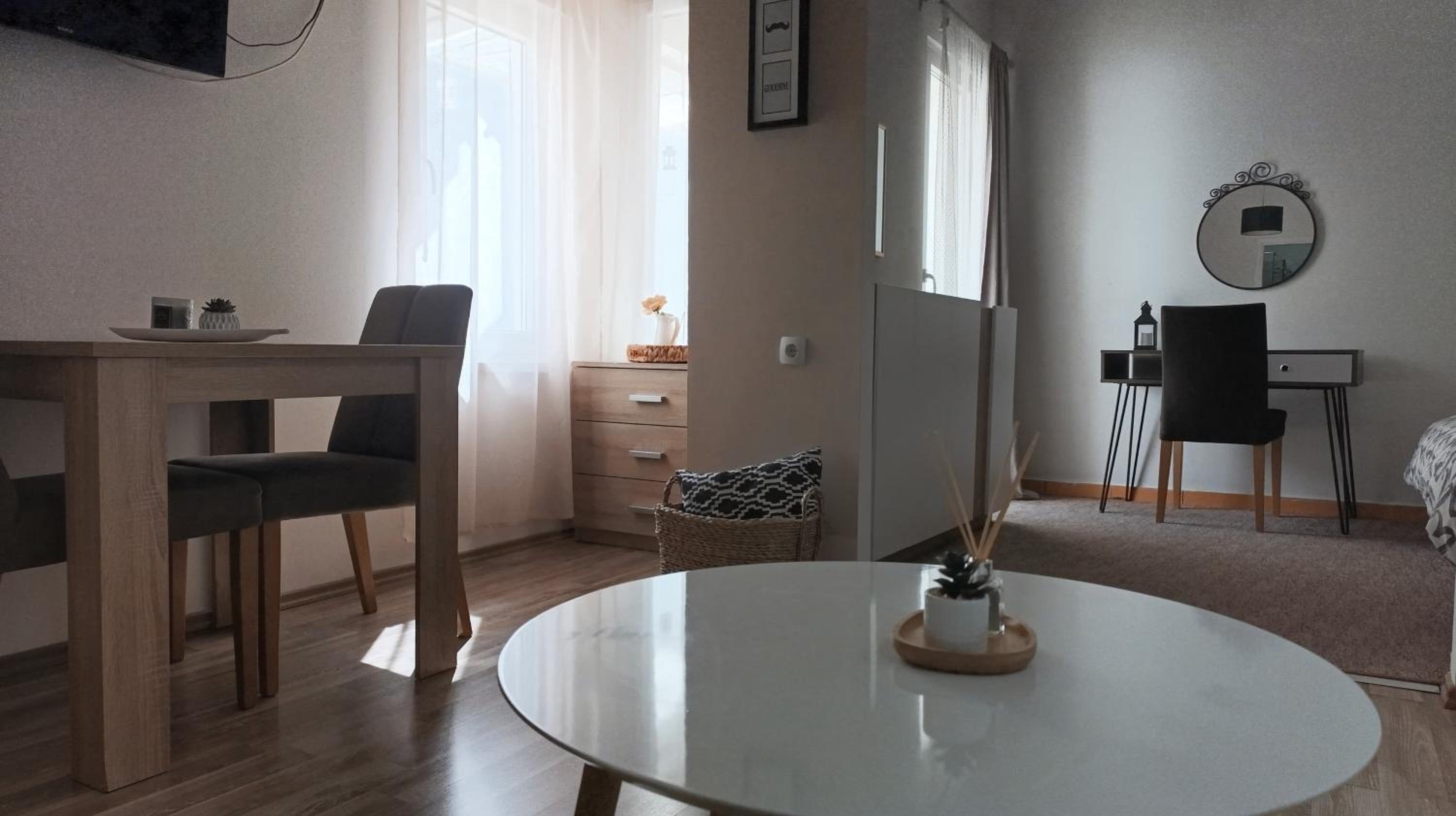 Apartment Mana view 5