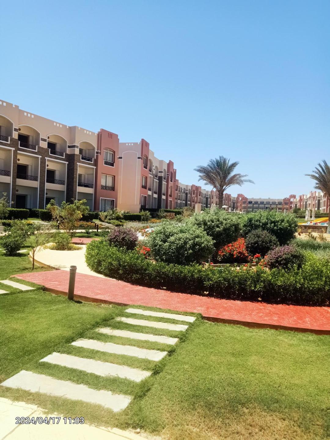 Oyster Bay Beach Suites