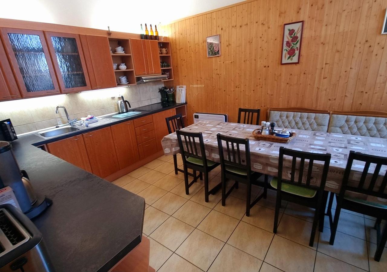 Holiday Home Kvitek