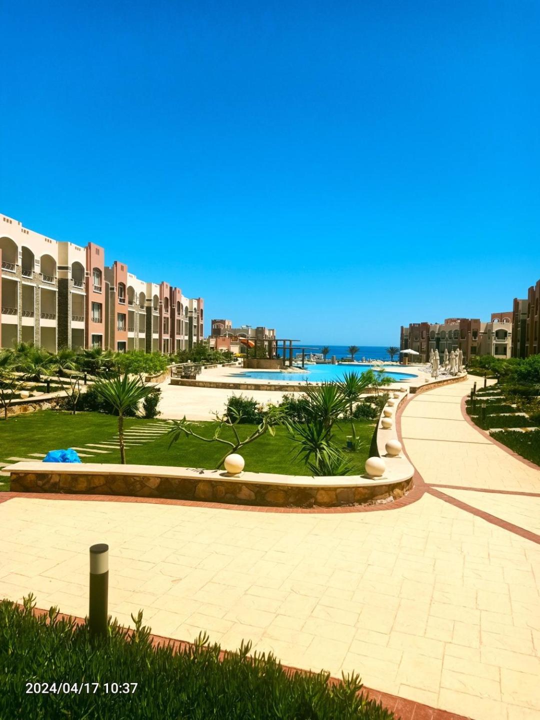 Oyster Bay Beach Suites