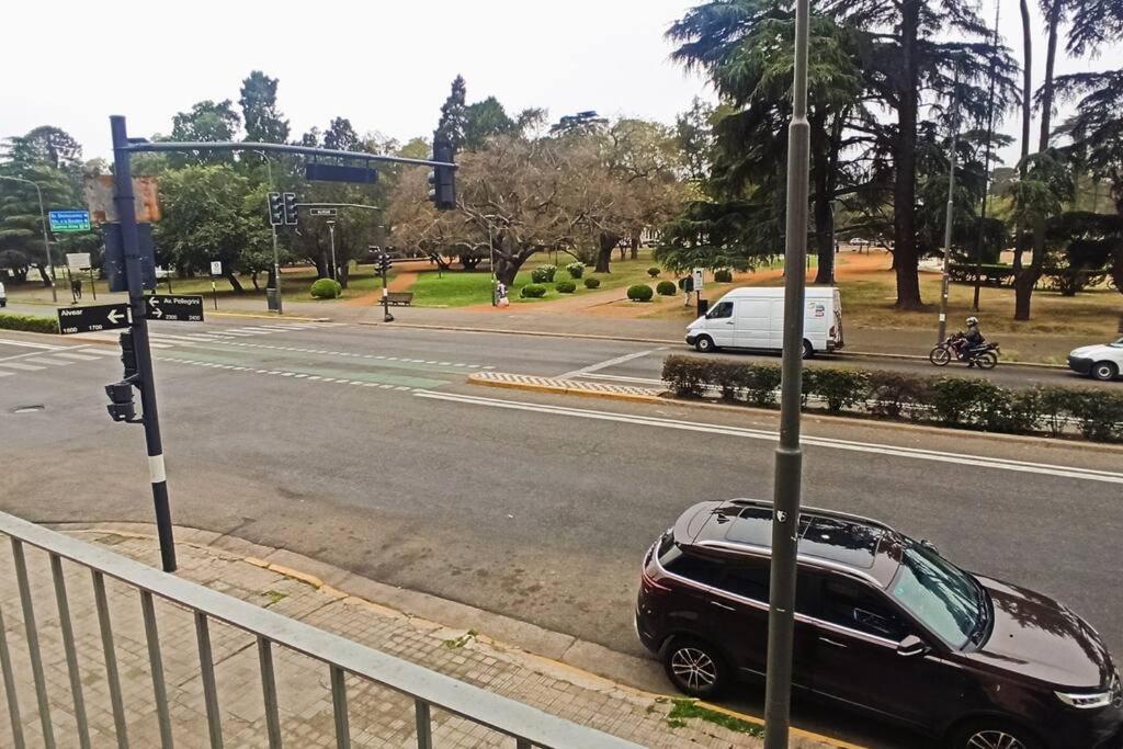 Departamento sobre Av Pellegrini
