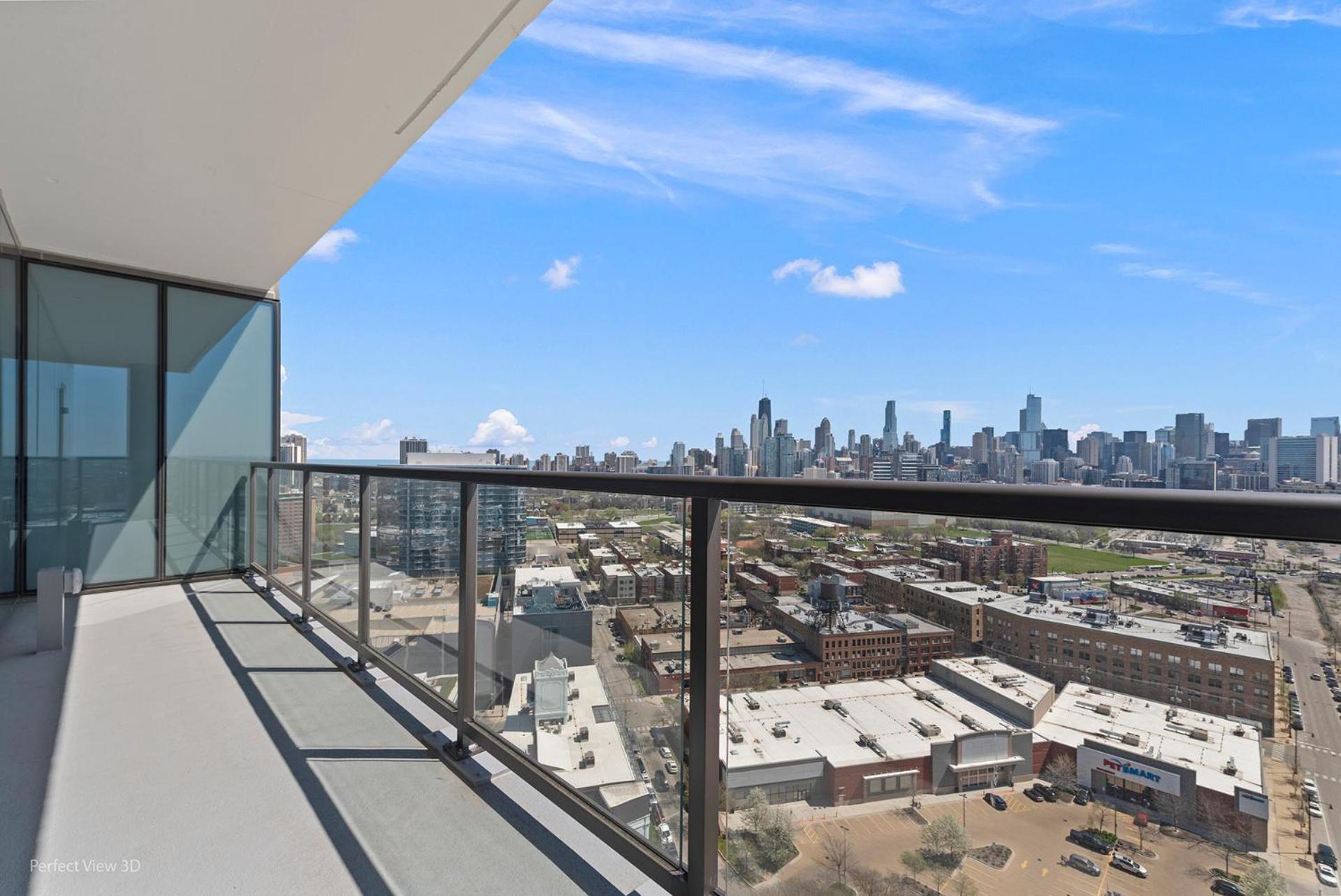 Foundry Unmatched Skyline Views at Lincoln Park