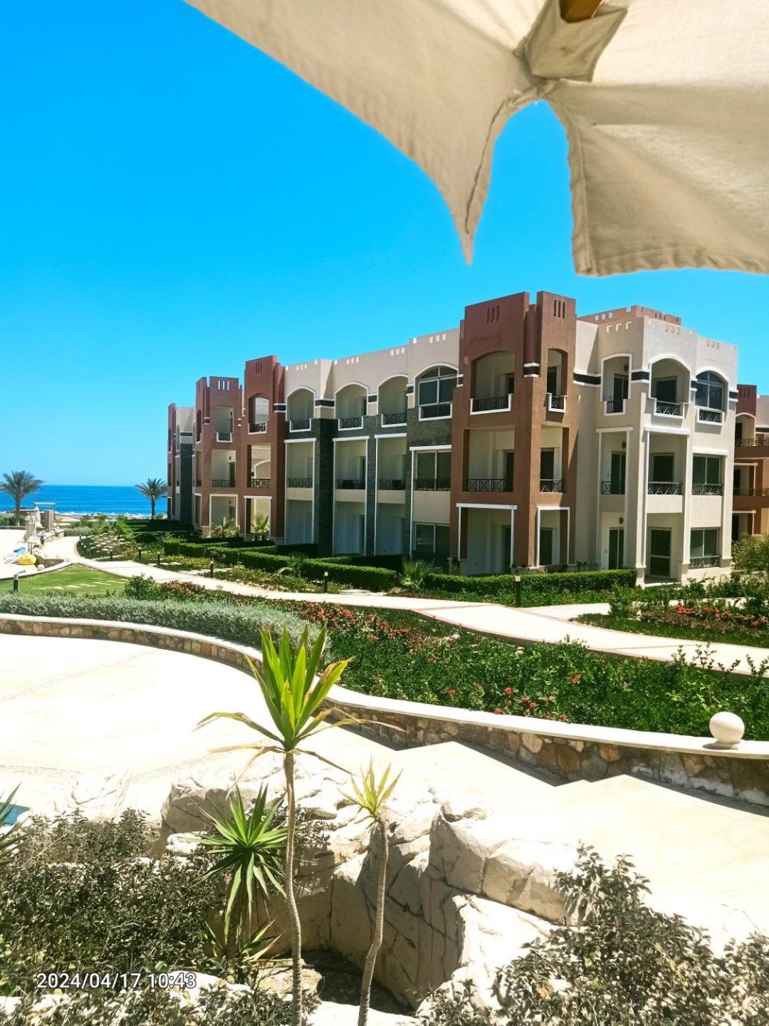 Oyster Bay Beach Suites