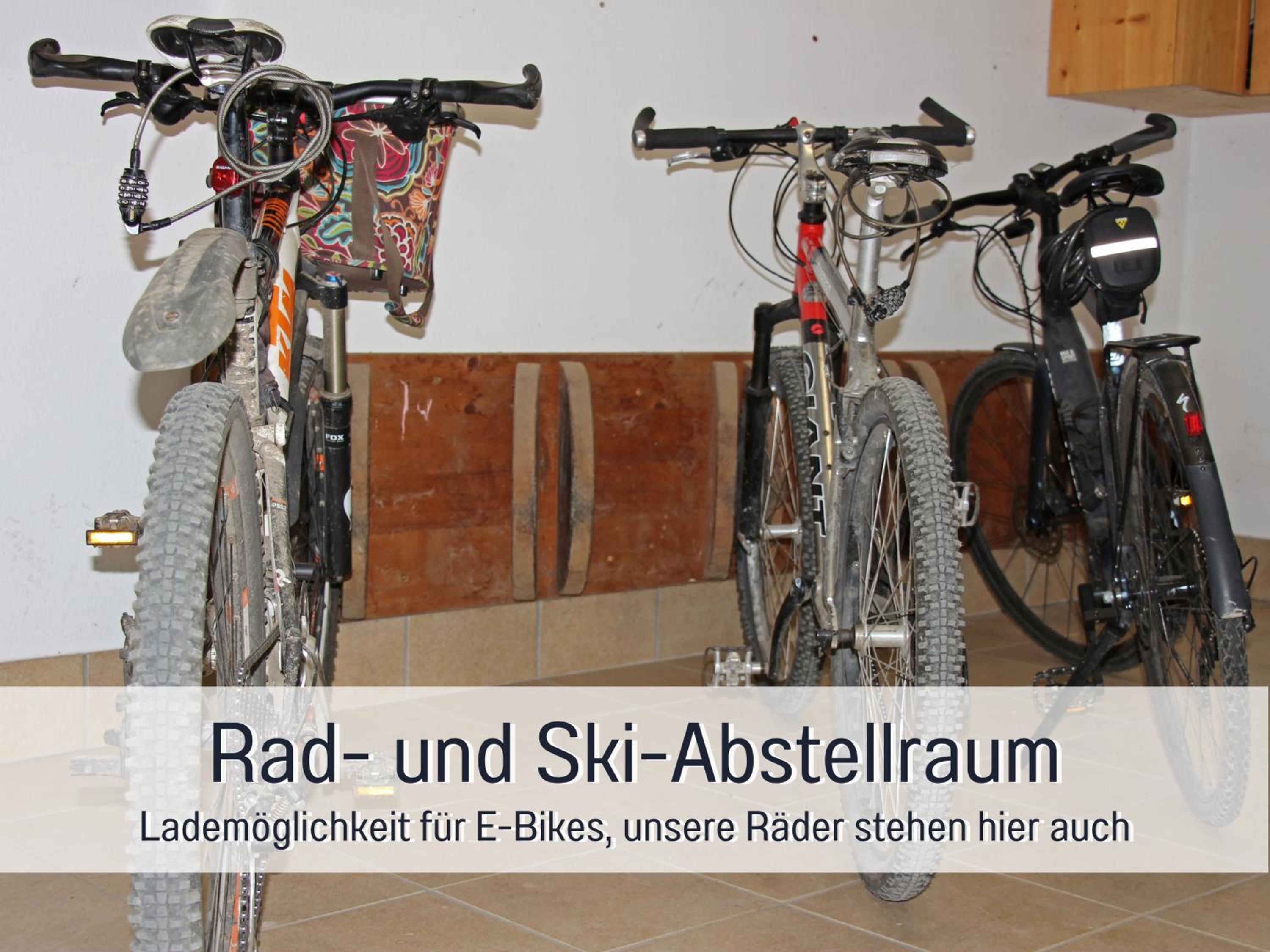 Biohof Burger, 3 sonnige Fewo, alle mit Balkon, Spielzimmer, Grillhütte, 7 km vor Oberstdorf