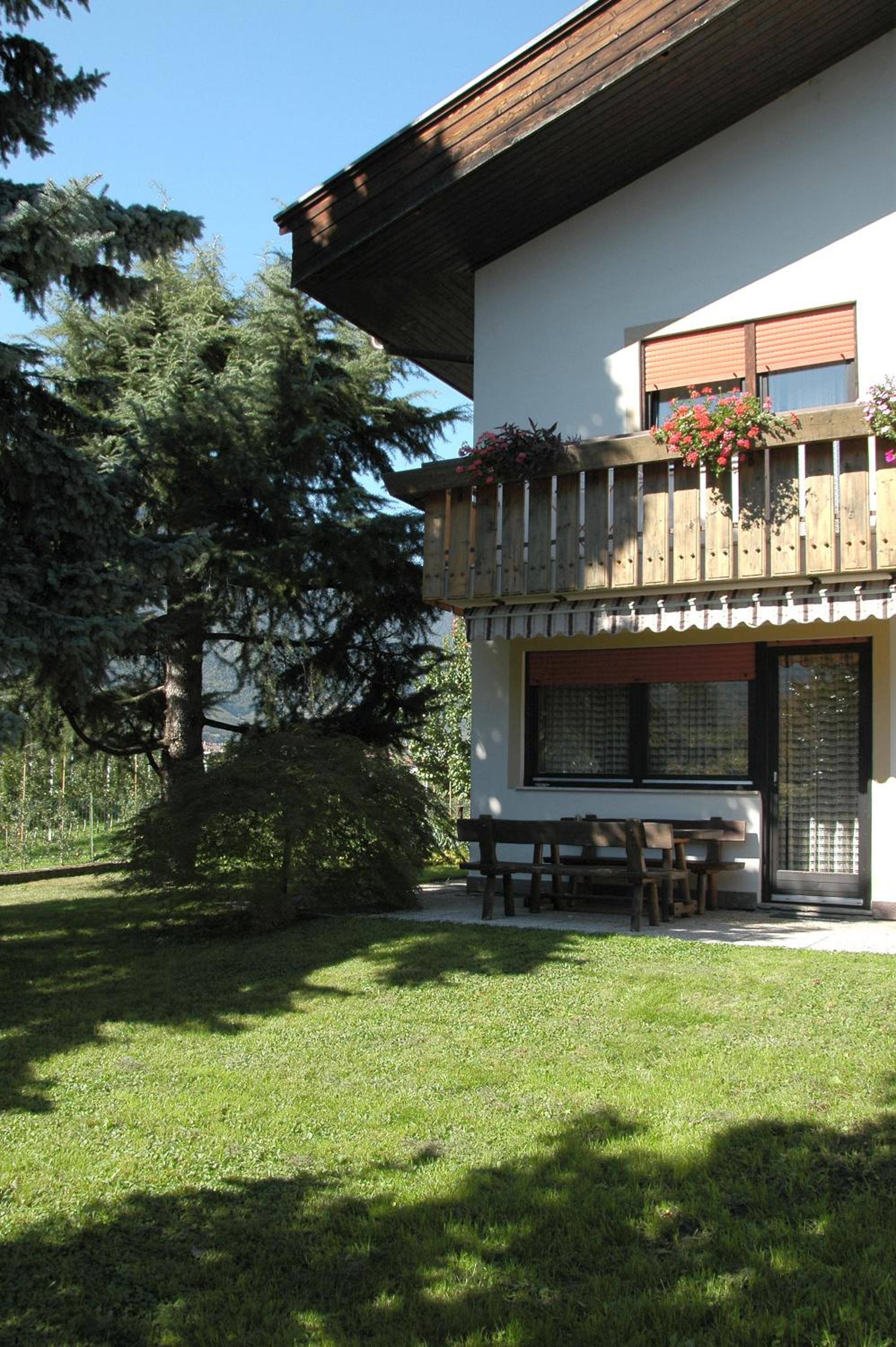 haus e Apartment 1 view 3