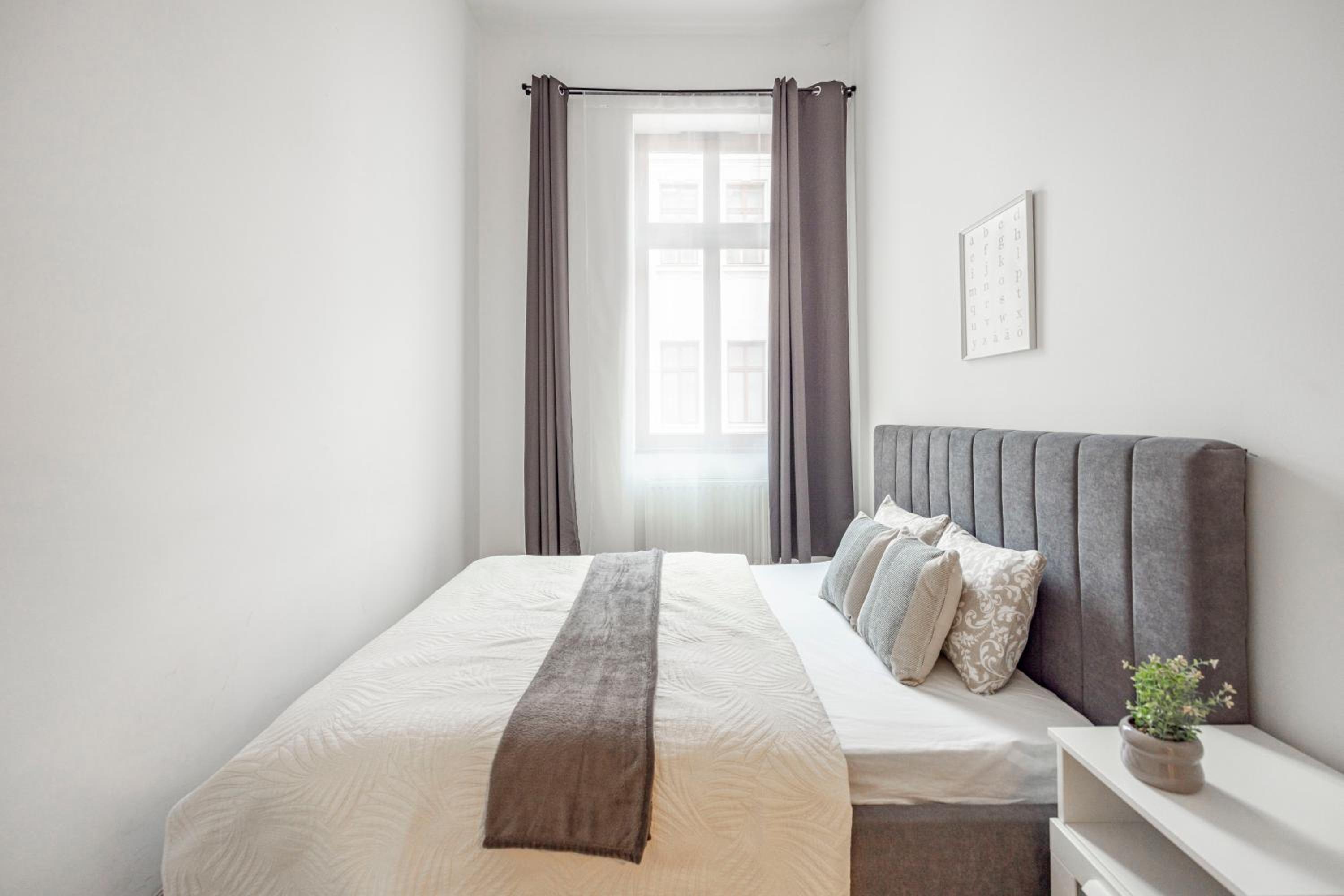 Central Deluxe Gozsdu Court Apartment view 3