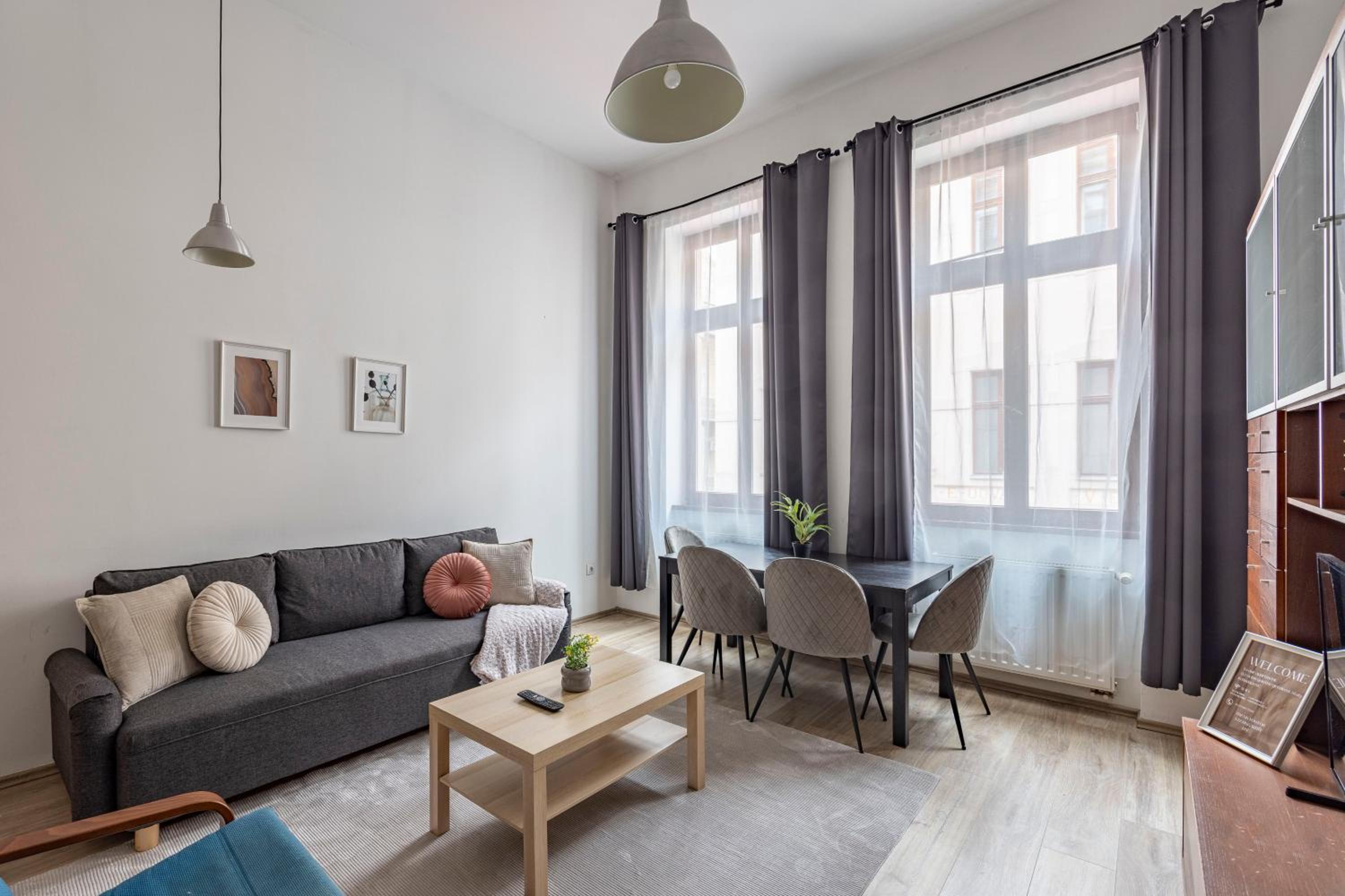 Central Deluxe Gozsdu Court Apartment view 2