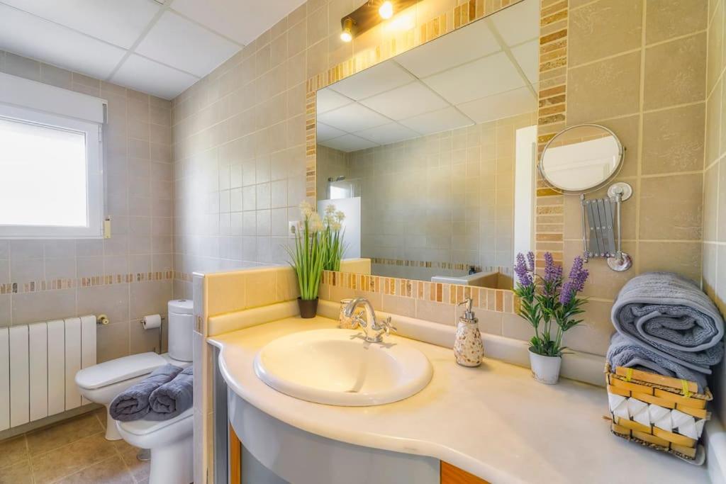 Villa Serendipity con piscina privada con juego de salon 10 Pax HHH view 2