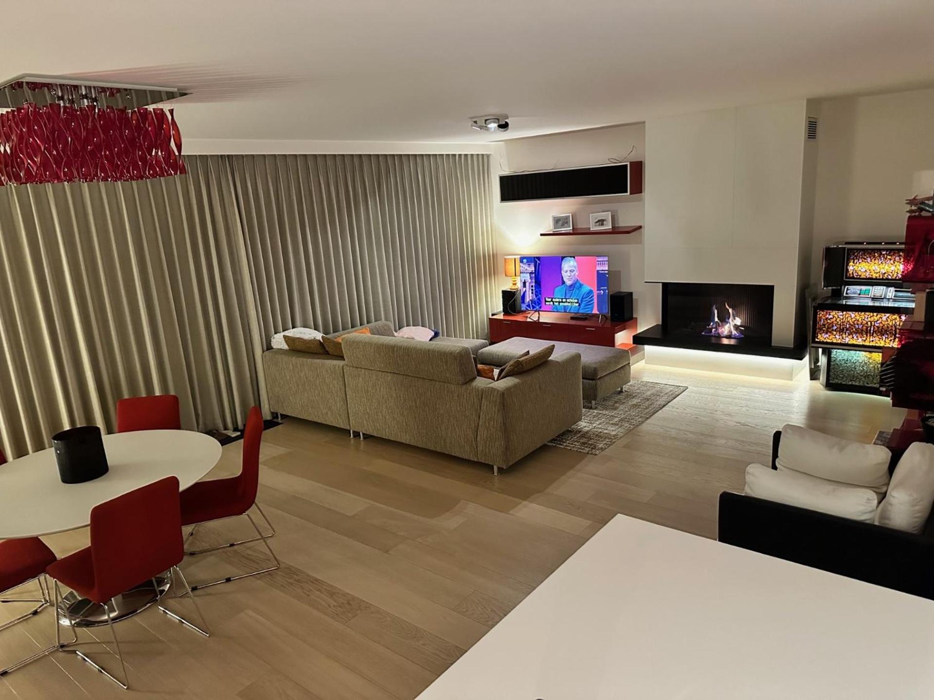 Open zicht op stad Oostende en zee/strandzicht, groot zuidterras, 3 slpks, 125m², dubbele garage