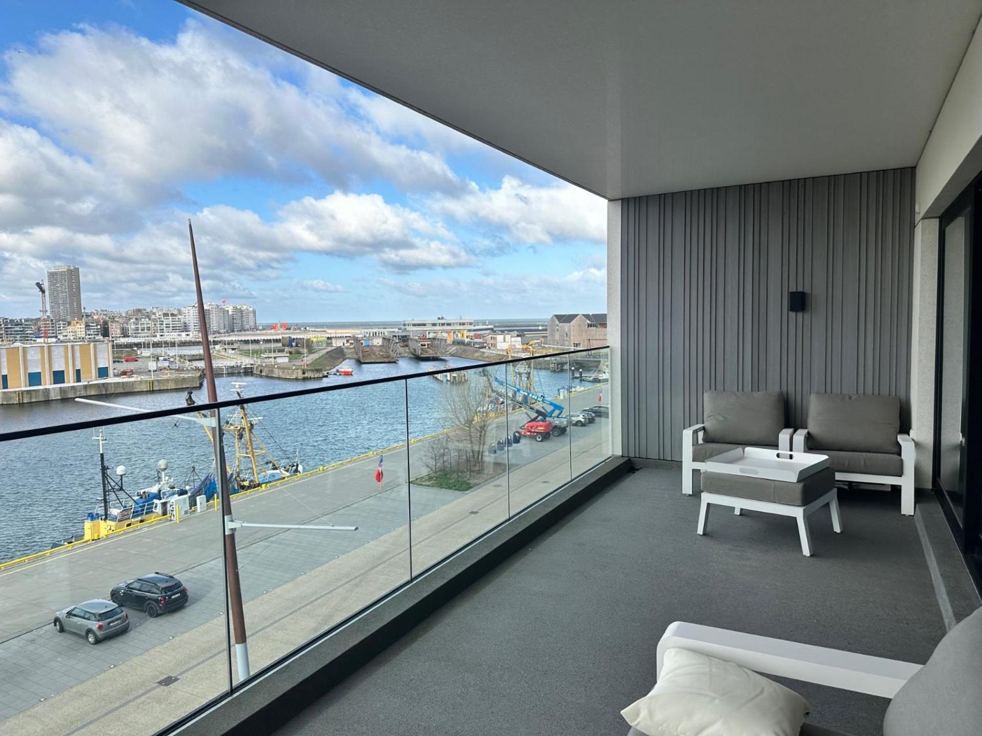 Open zicht op stad Oostende en zee/strandzicht, groot zuidterras, 3 slpks, 125m², dubbele garage