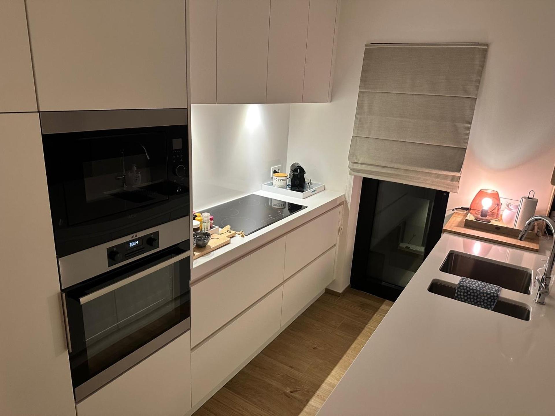Open zicht op stad Oostende en zee/strandzicht, groot zuidterras, 3 slpks, 125m², dubbele garage
