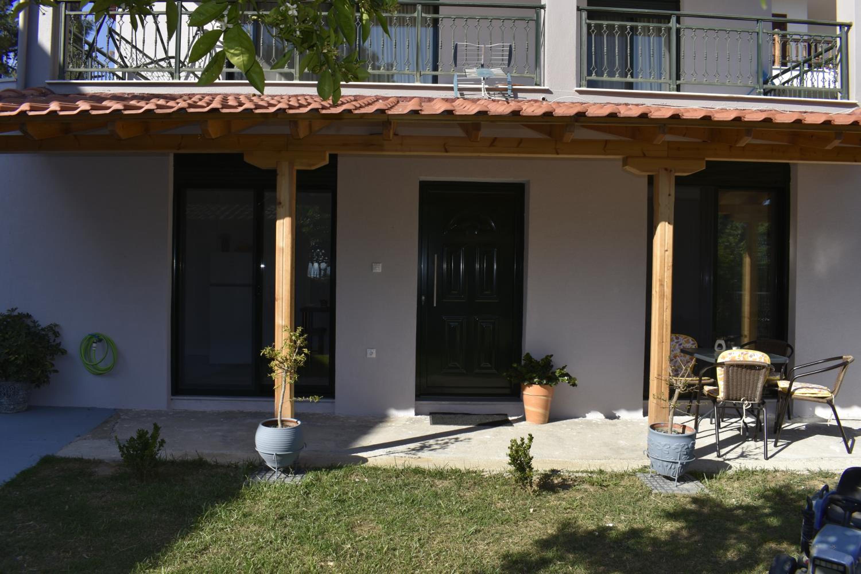 Photo 12