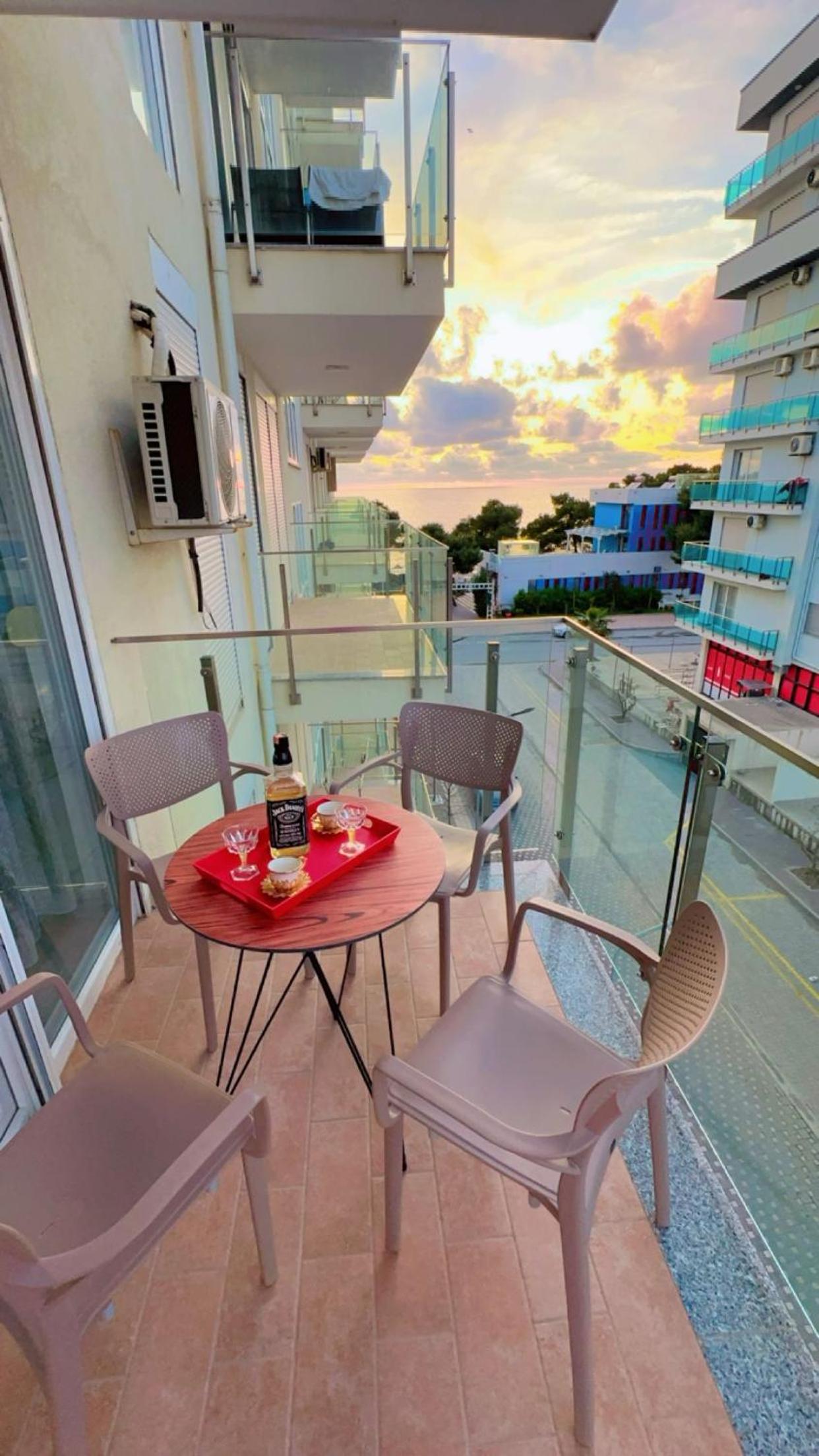 King’s apartment/sea view