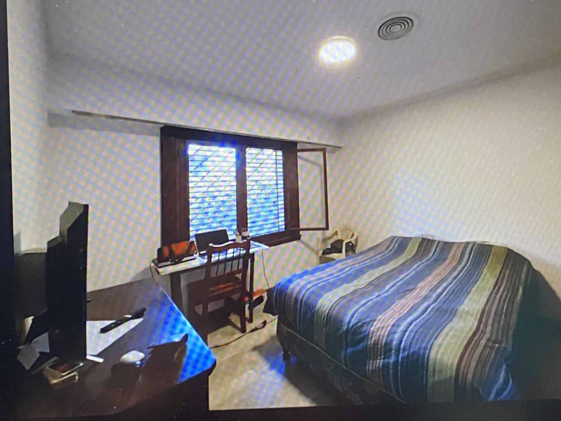 Casa de una planta en barrio residencial Las Lomas de San Isidro