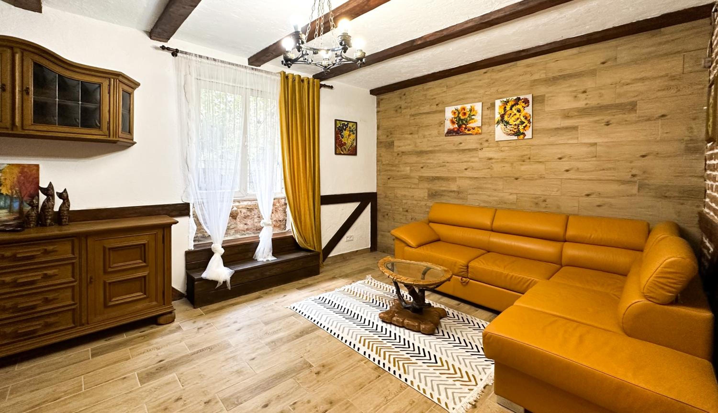 Cozy apartments in the city centre view 3