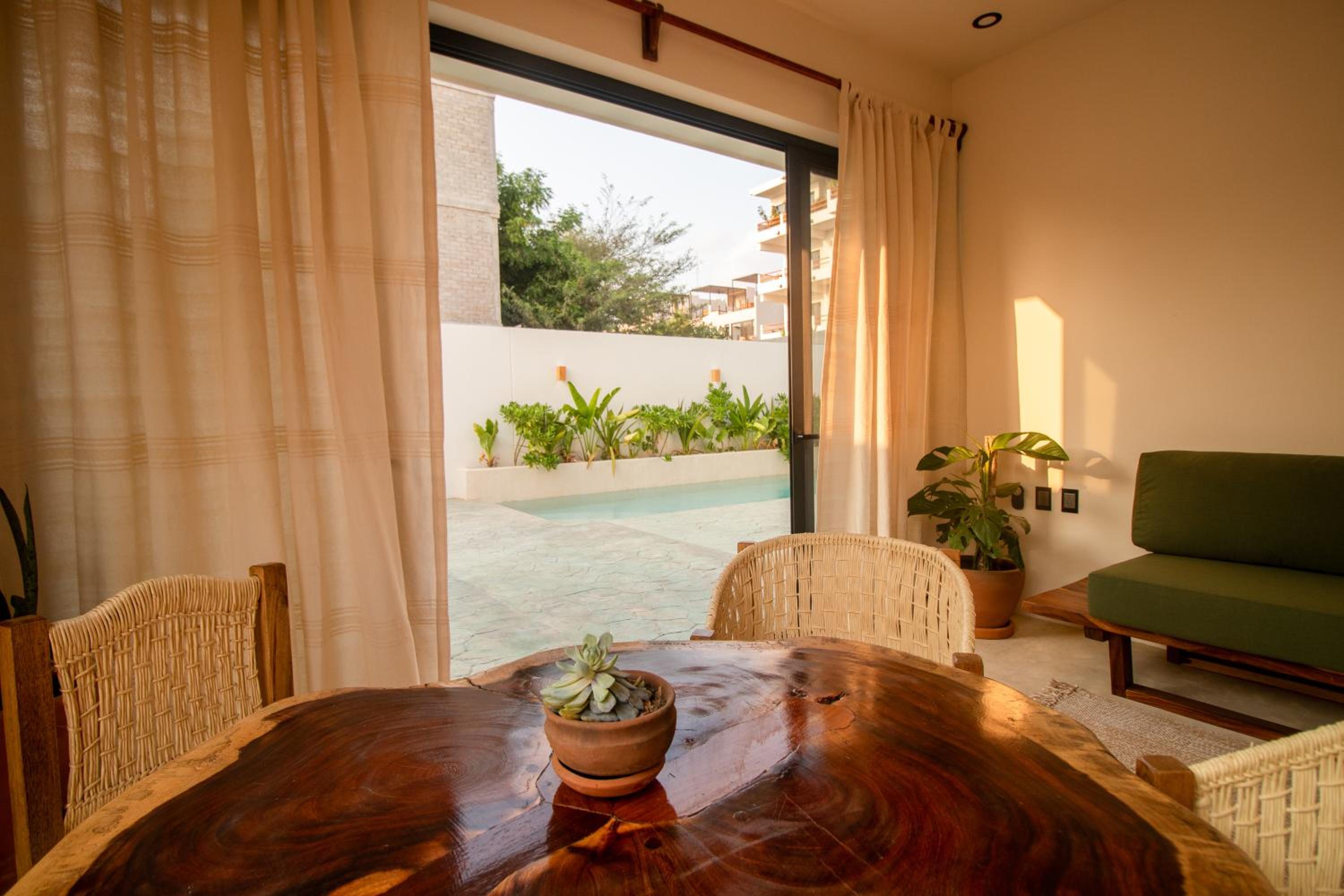 CASA RAFFAELLA Modern apartments with AC Pool Starlink view 5