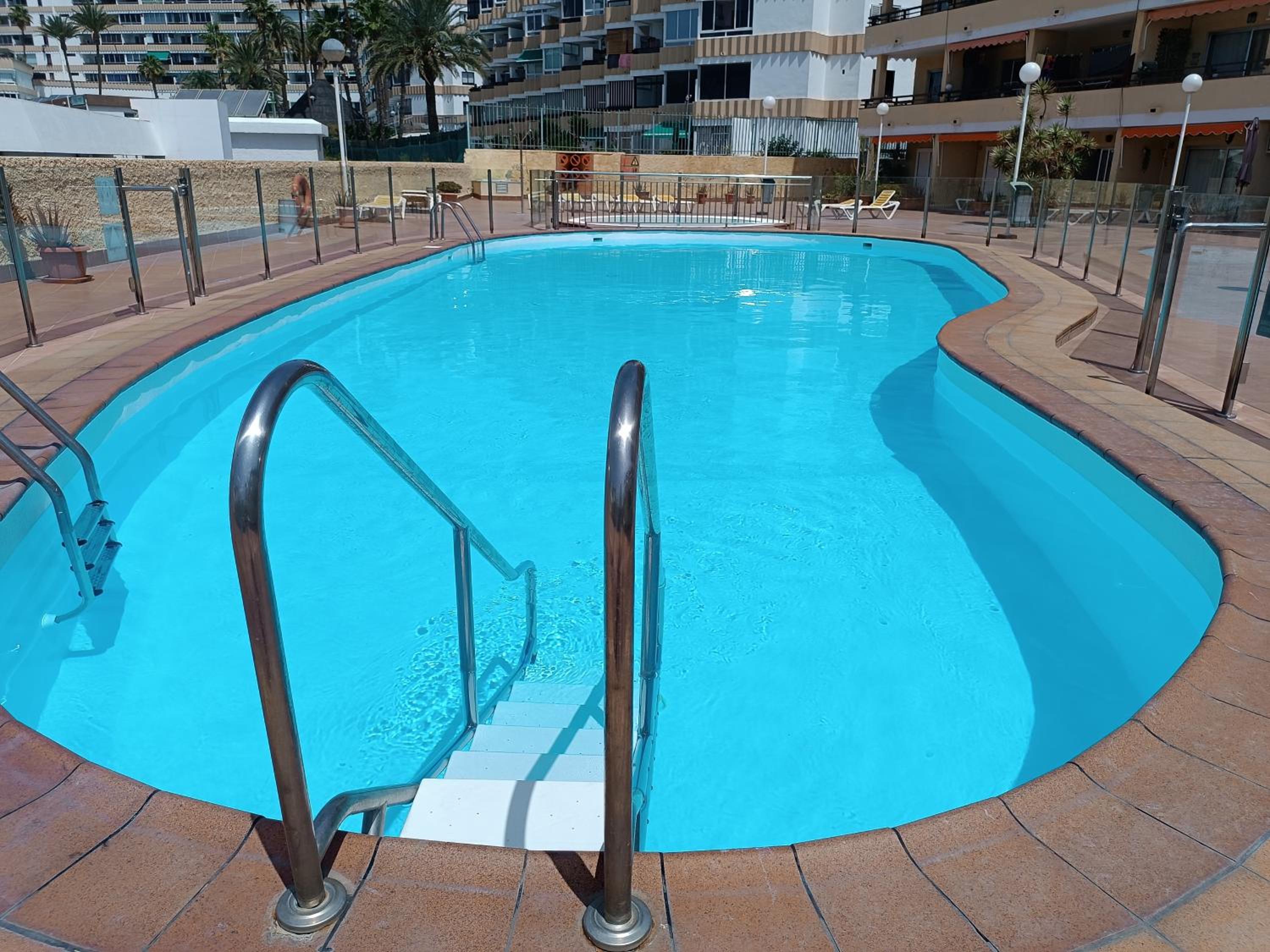 Pool view accommodation in Playa del Ingles