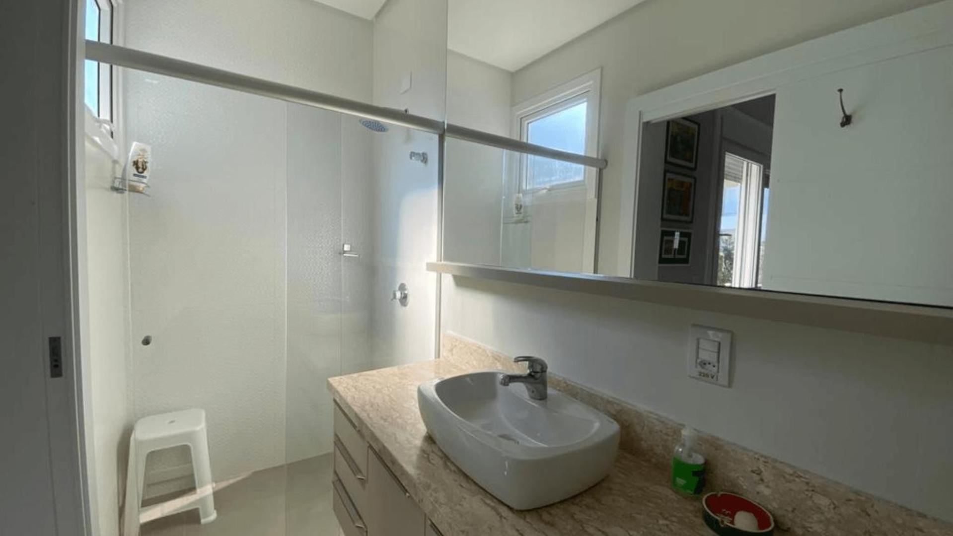 High-standard Condo 250m from the Beach