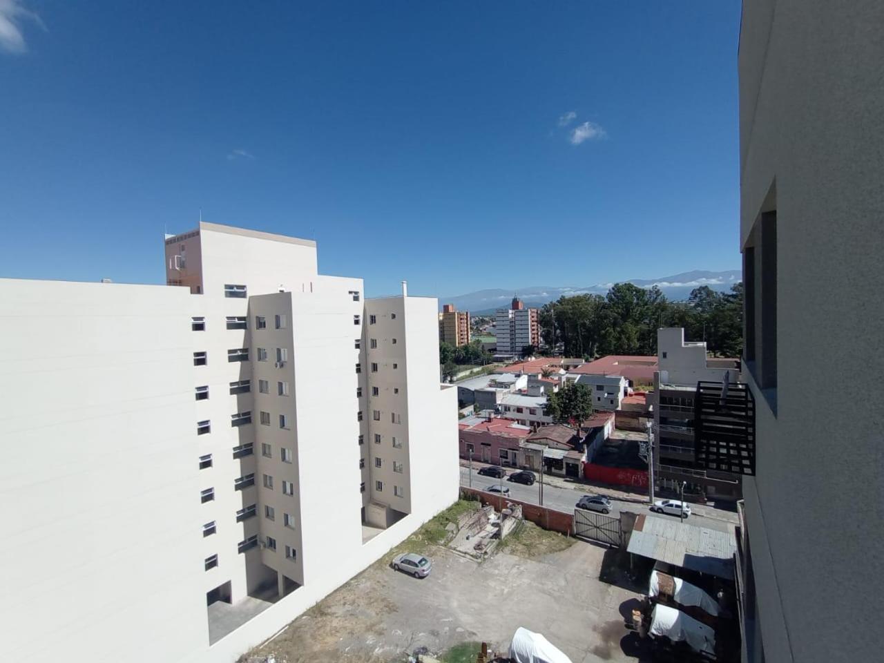 Hermoso departamento,cómodo y tranquilo cerca de todo en Salta la Linda