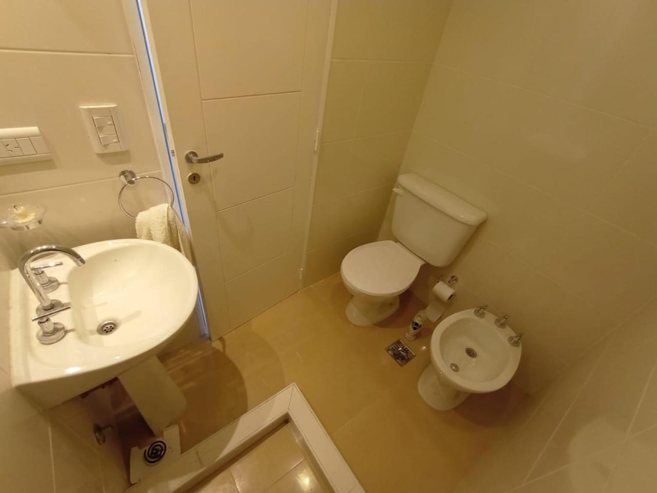 Hermoso departamento,cómodo y tranquilo cerca de todo en Salta la Linda