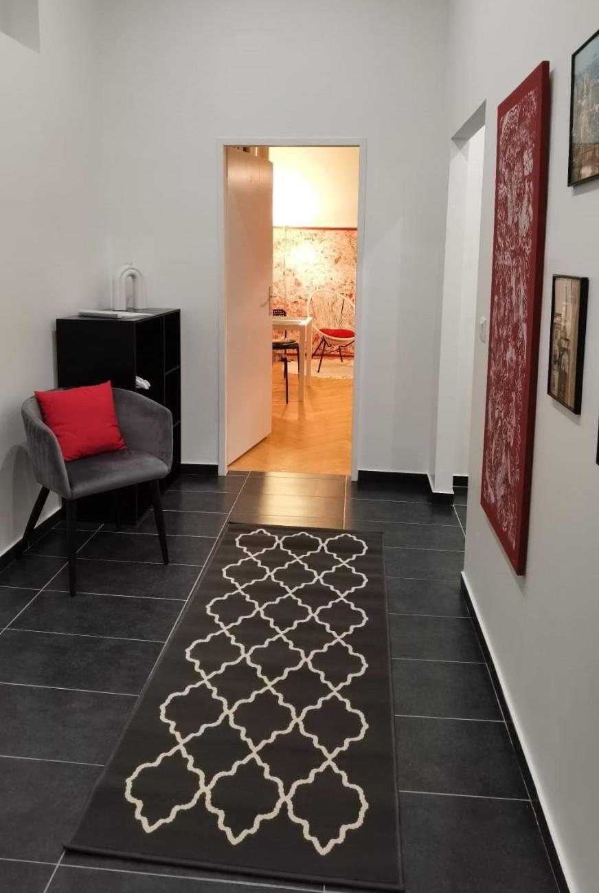 Lilia - Dolce Duo Homes