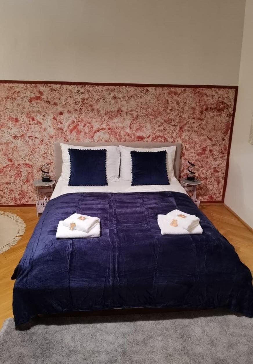 Lilia - Dolce Duo Homes