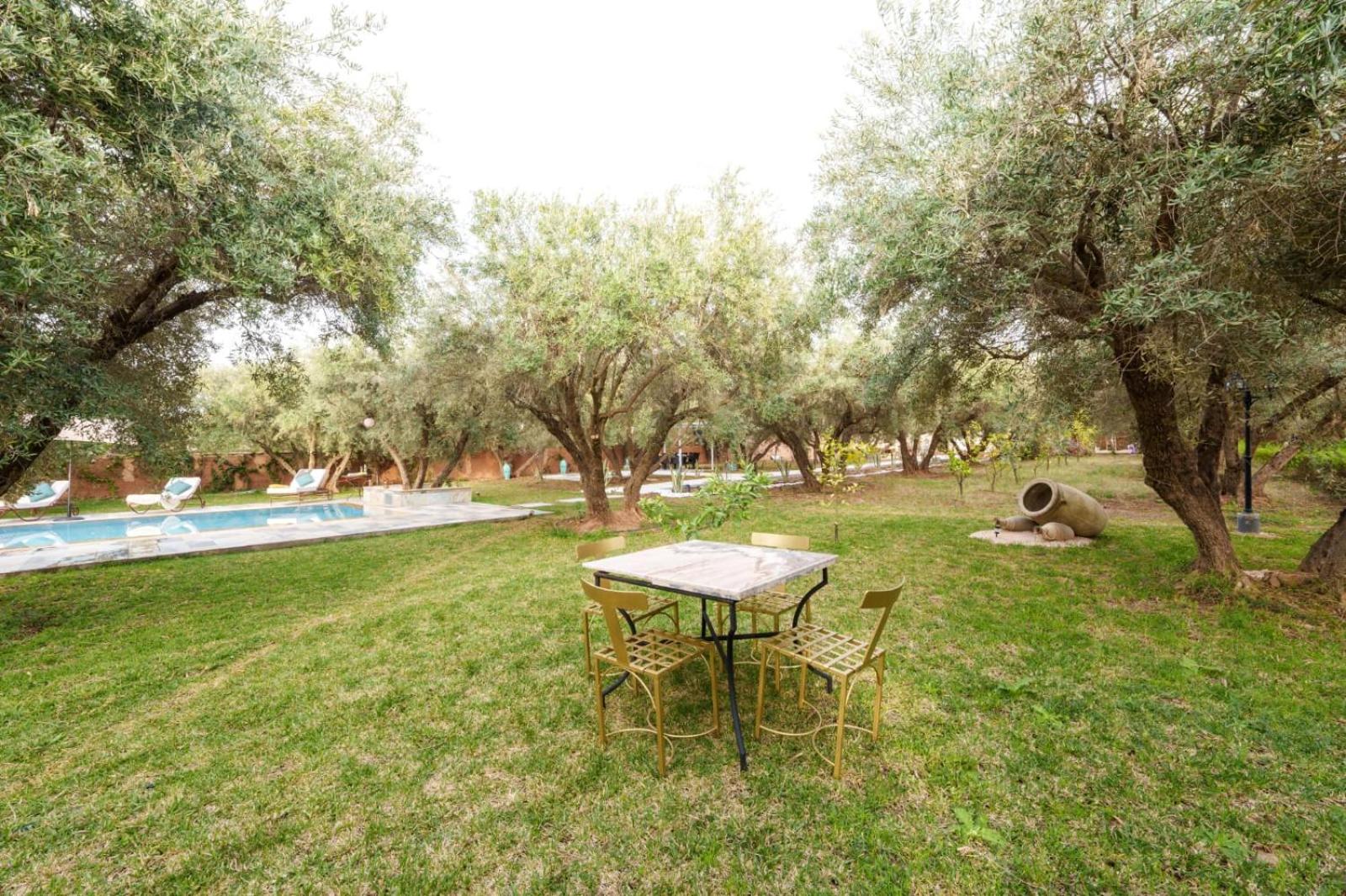 Maison Jardins D'Oliviers avec piscine & parking - Atlas view