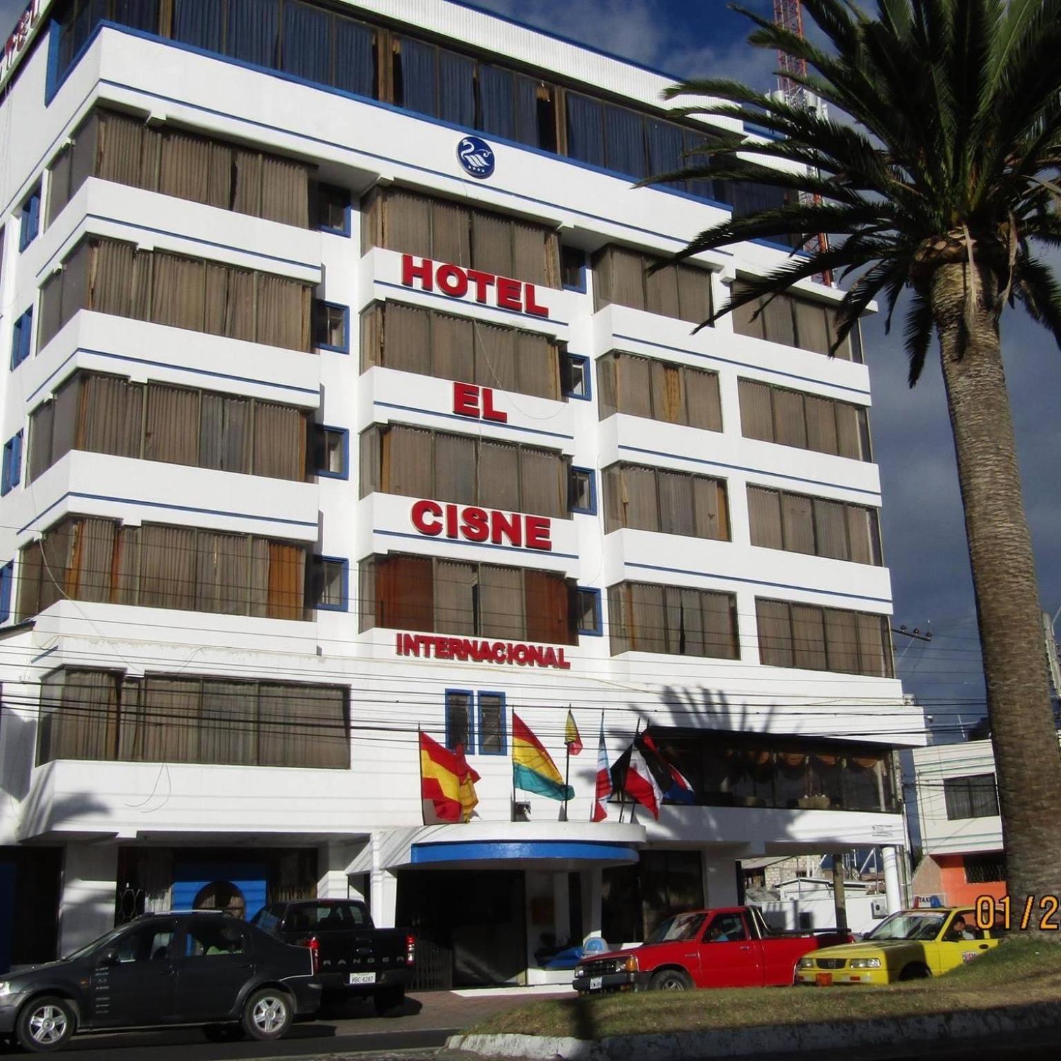 Hotel El Cisne Internacional - Image 1