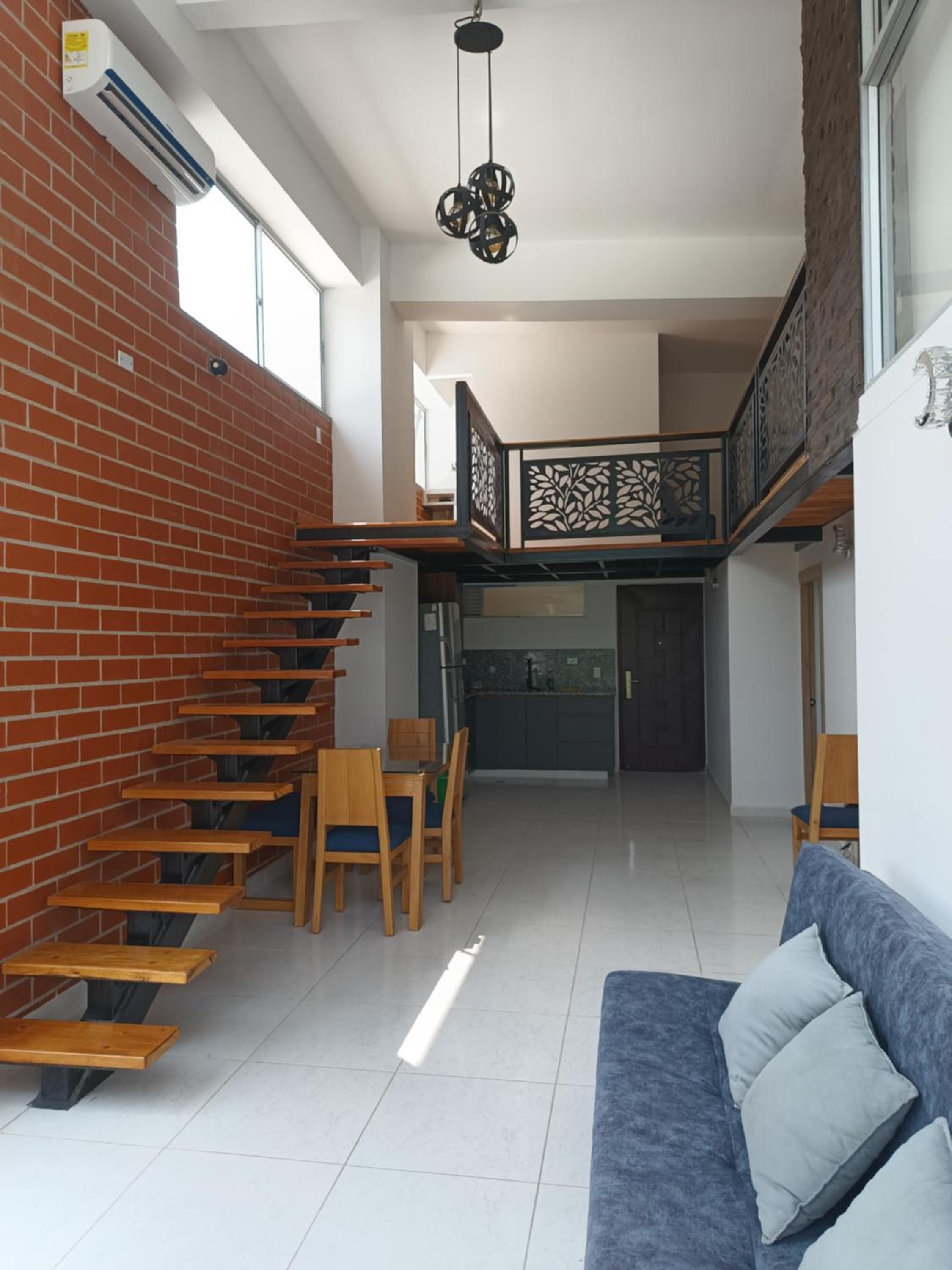 Agradable apartasol duplex