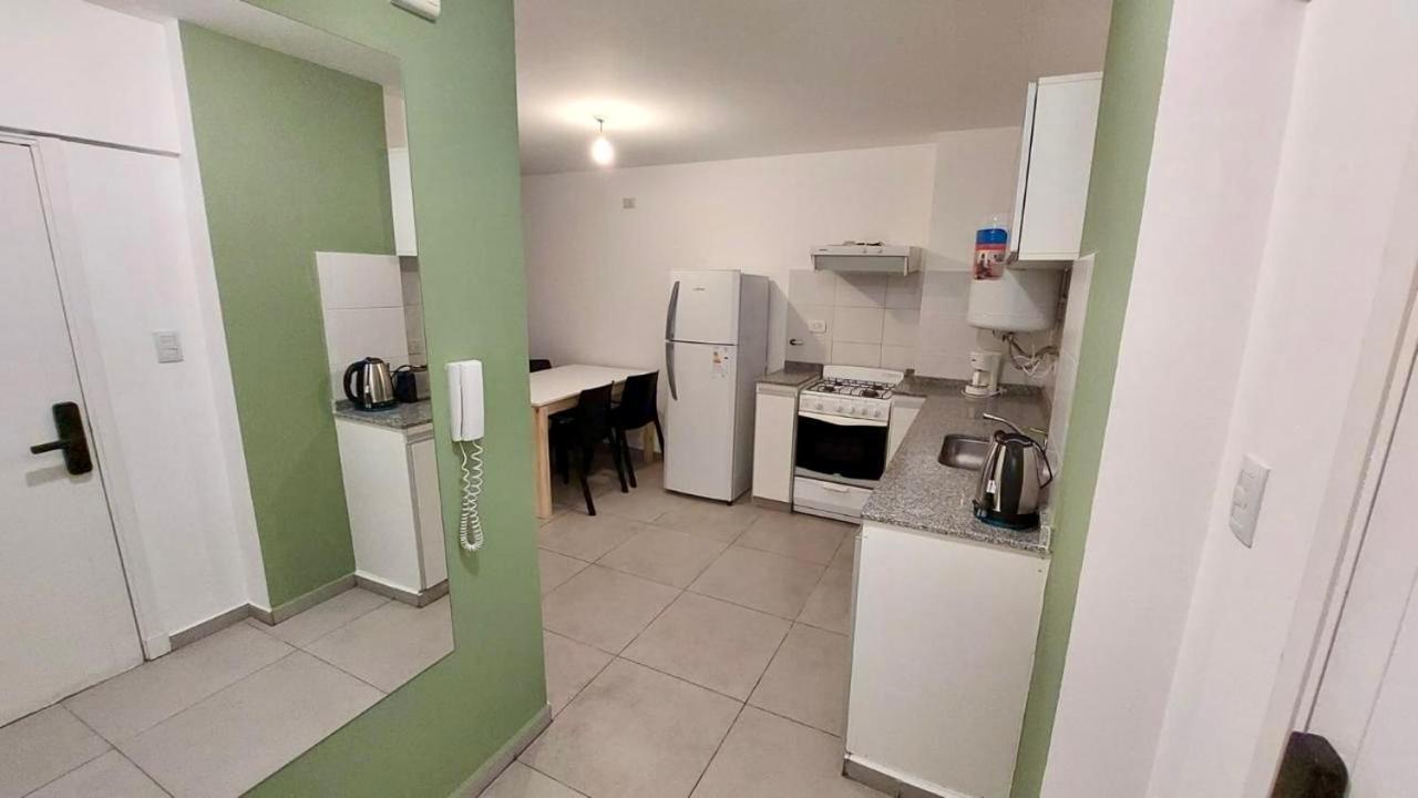 UN DORMITORIO, PILETA Y ASADORES EN TERRAZA NUEVA CÓRDOBa