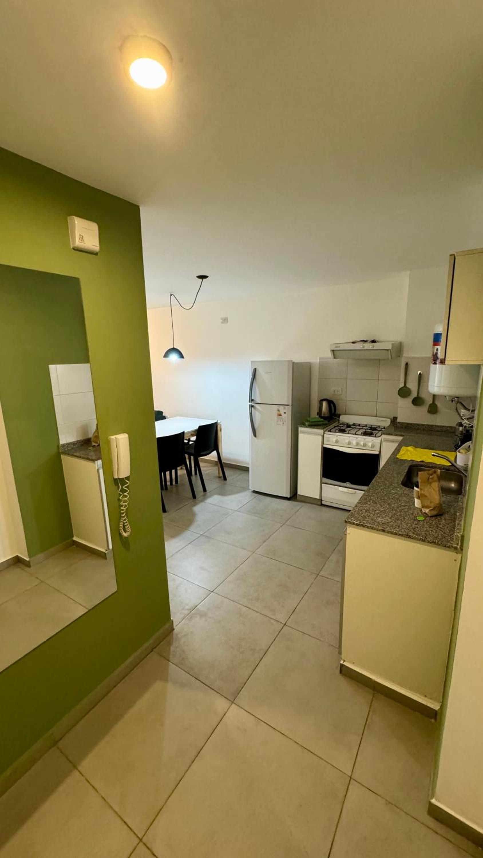 UN DORMITORIO, PILETA Y ASADORES EN TERRAZA NUEVA CÓRDOBa