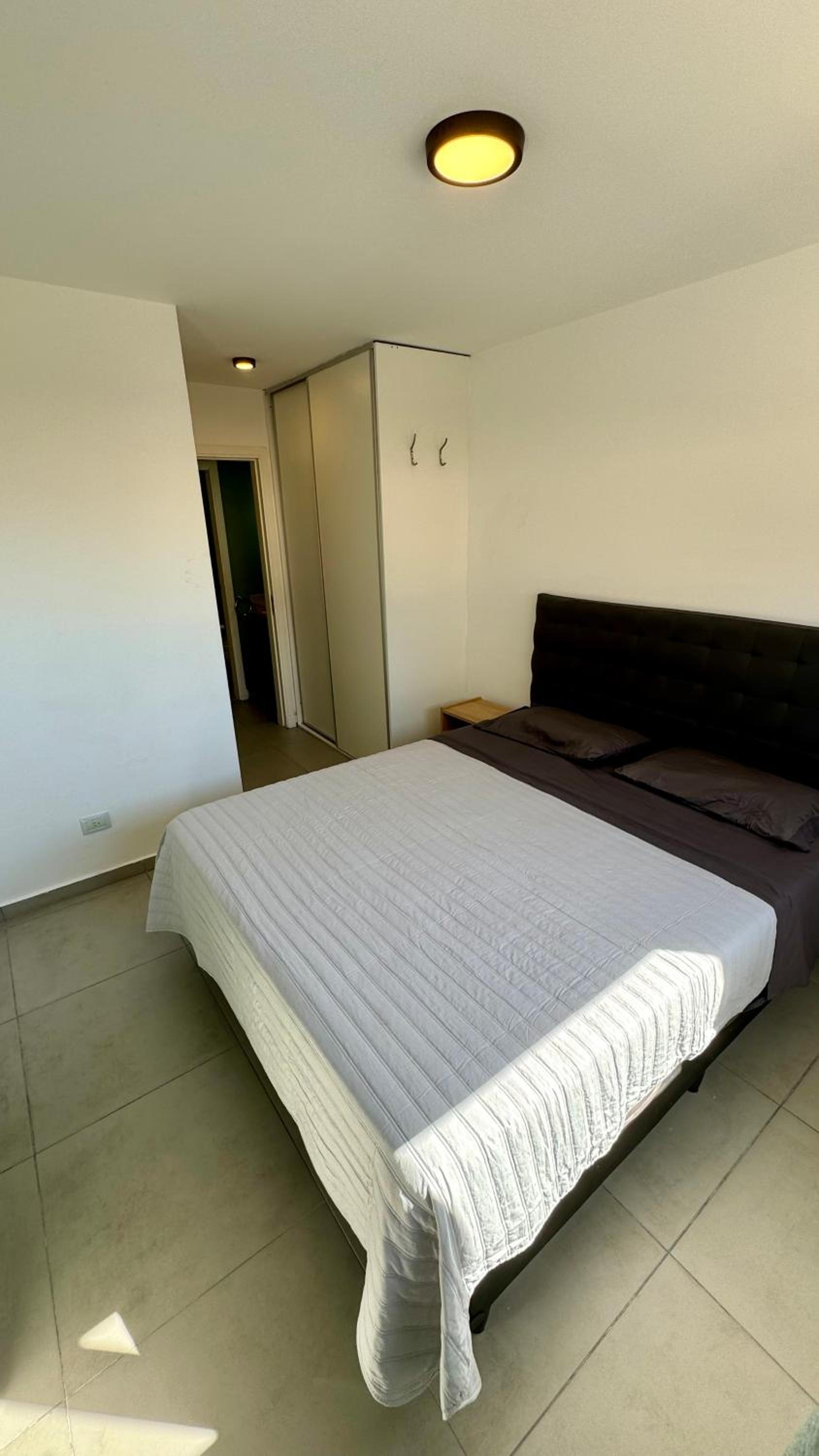 UN DORMITORIO, PILETA Y ASADORES EN TERRAZA NUEVA CÓRDOBa