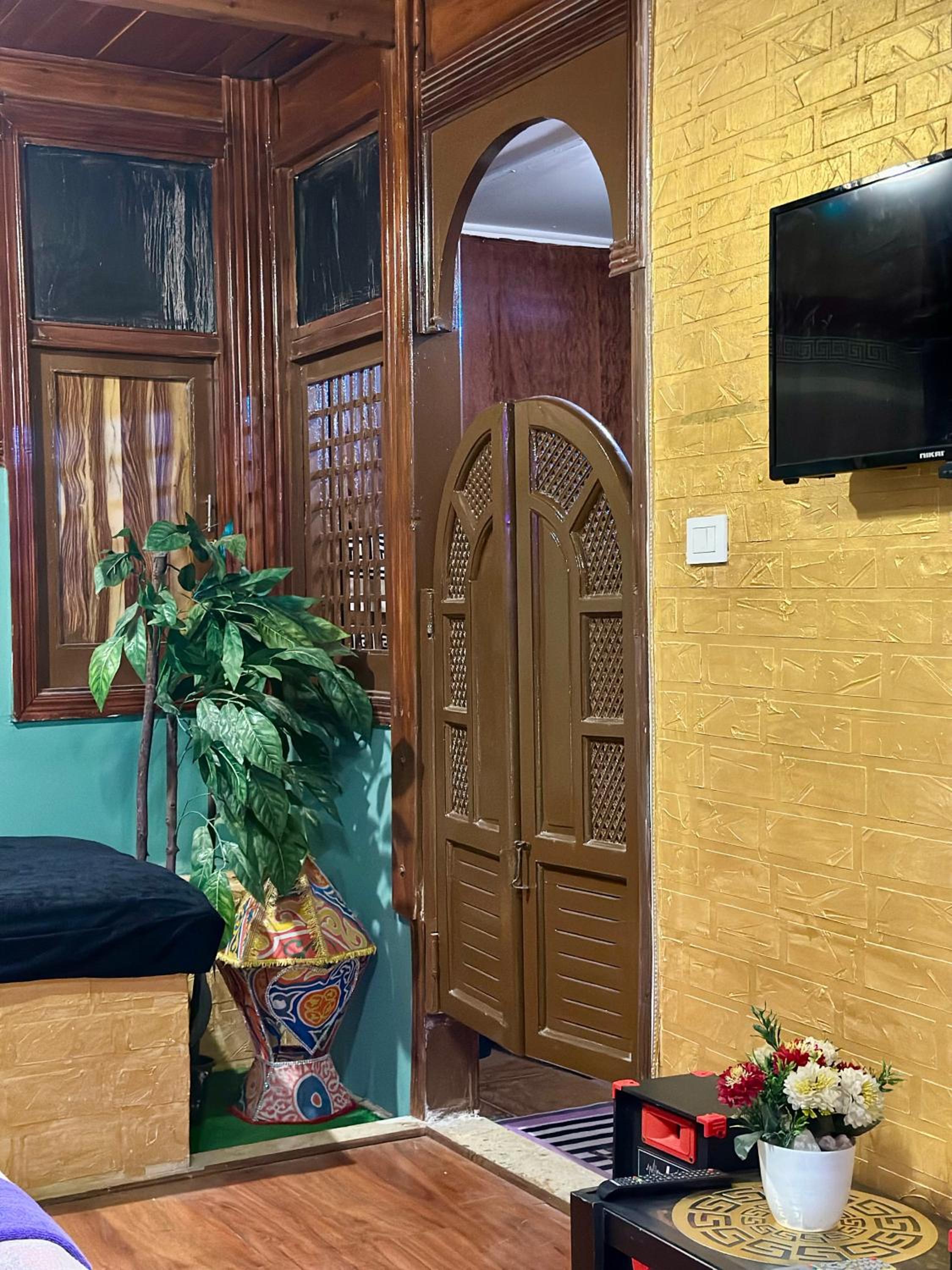 Studio with the visions of the Nile and the pyramids in Maadi