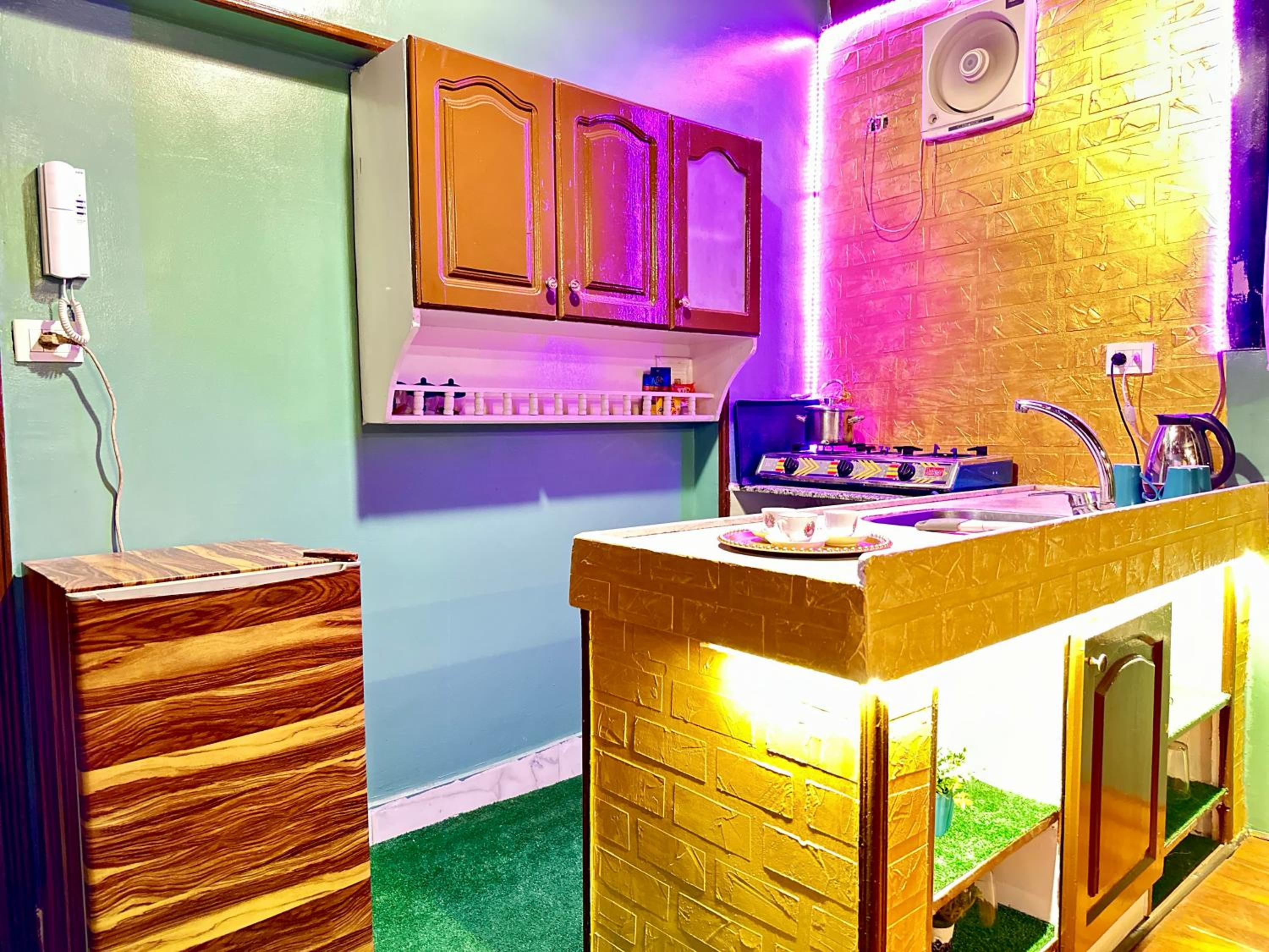 Studio with the visions of the Nile and the pyramids in Maadi