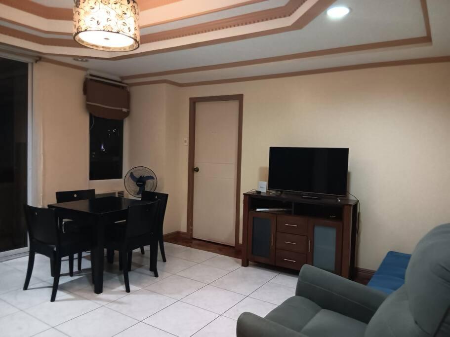 1 bedroom condo for 6 @ escario view 5