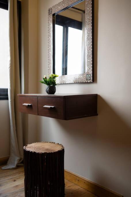Chic Artist Loft in Downtown Cairo W Vintage Charm