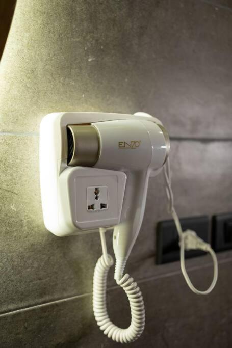 Chic Artist Loft in Downtown Cairo W Vintage Charm