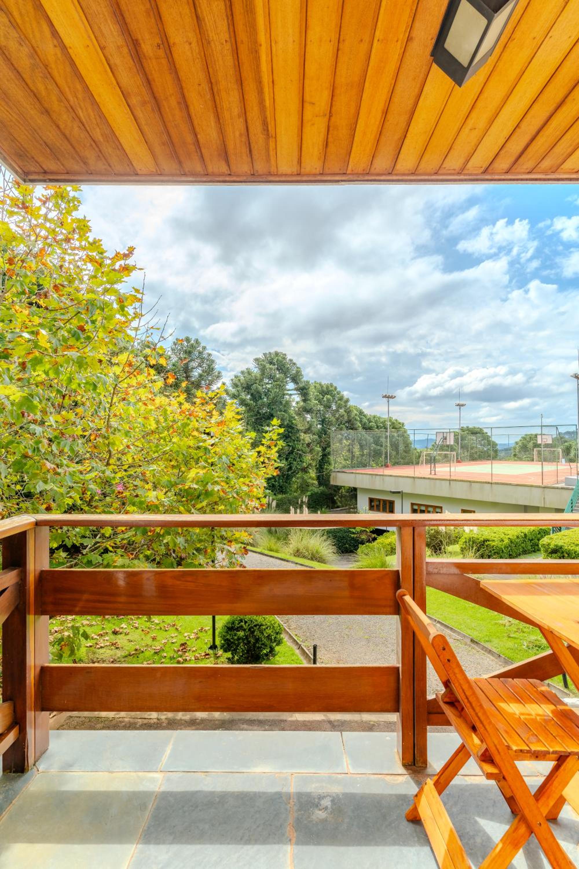 Mineir.INN - Piscina Aquecida e Hidro na Montanha