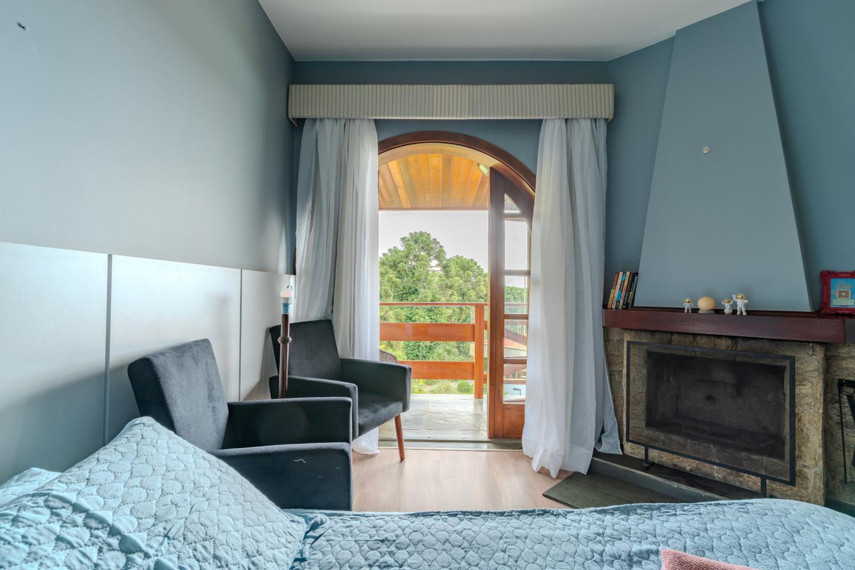 Mineir.INN - Piscina Aquecida e Hidro na Montanha