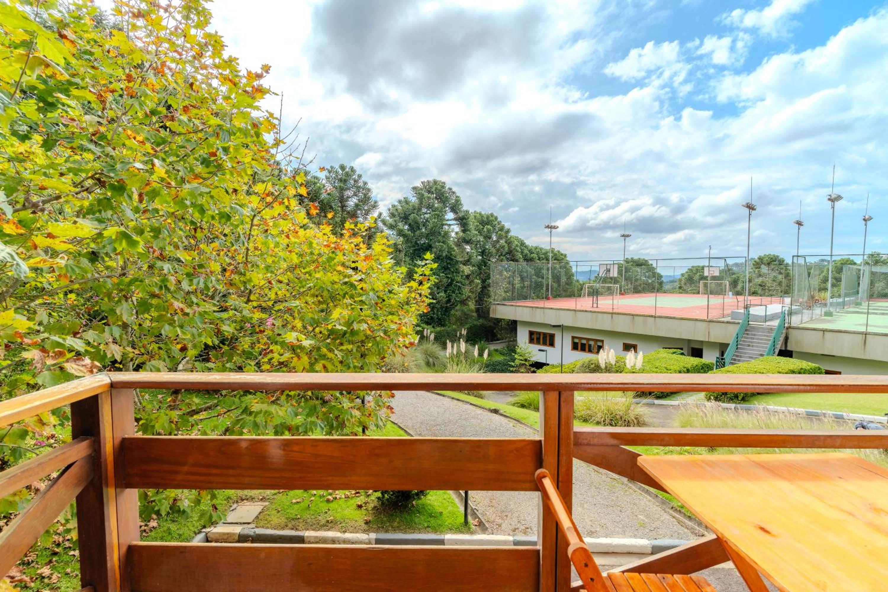 Mineir.INN - Piscina Aquecida e Hidro na Montanha
