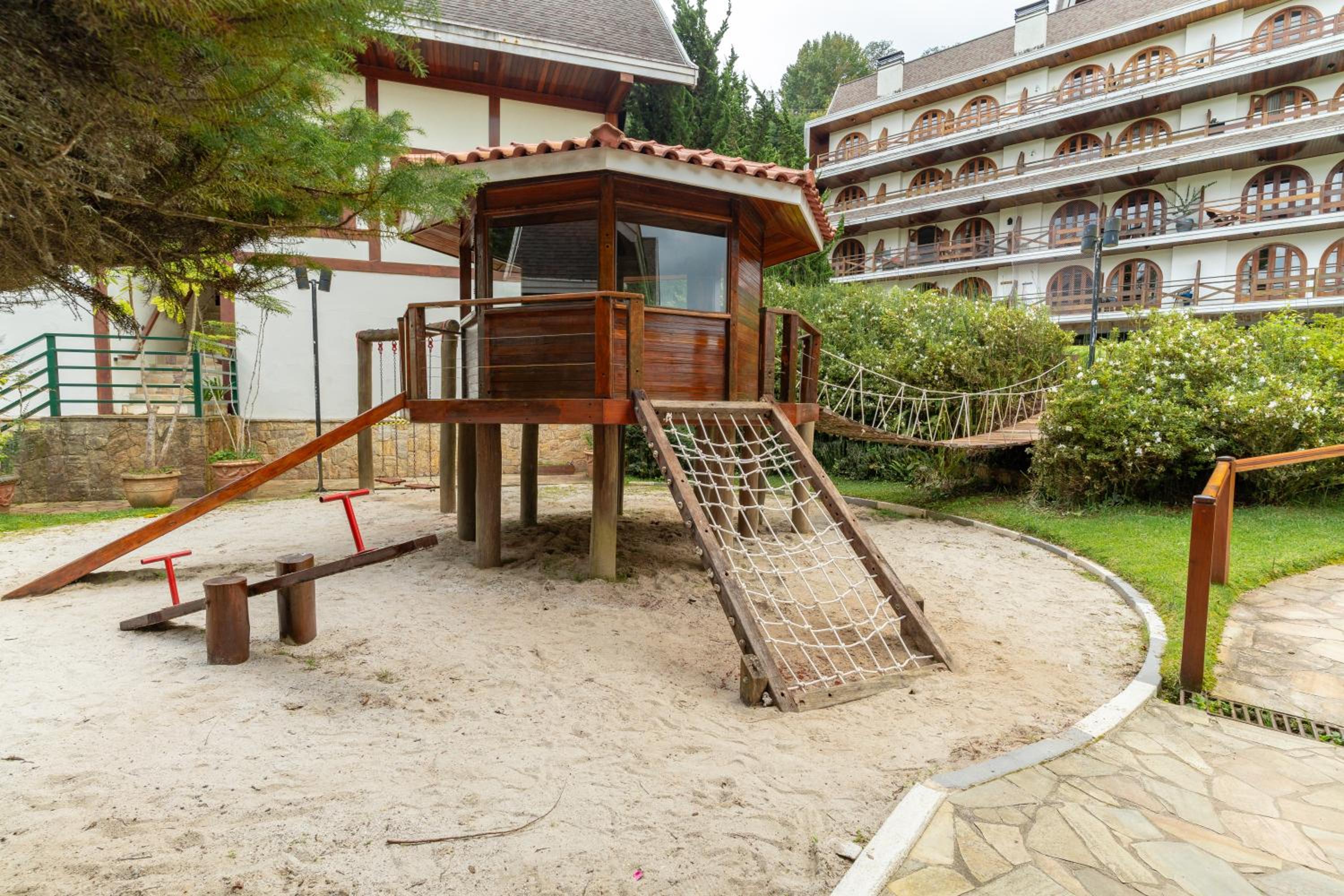 Mineir.INN - Piscina Aquecida e Hidro na Montanha