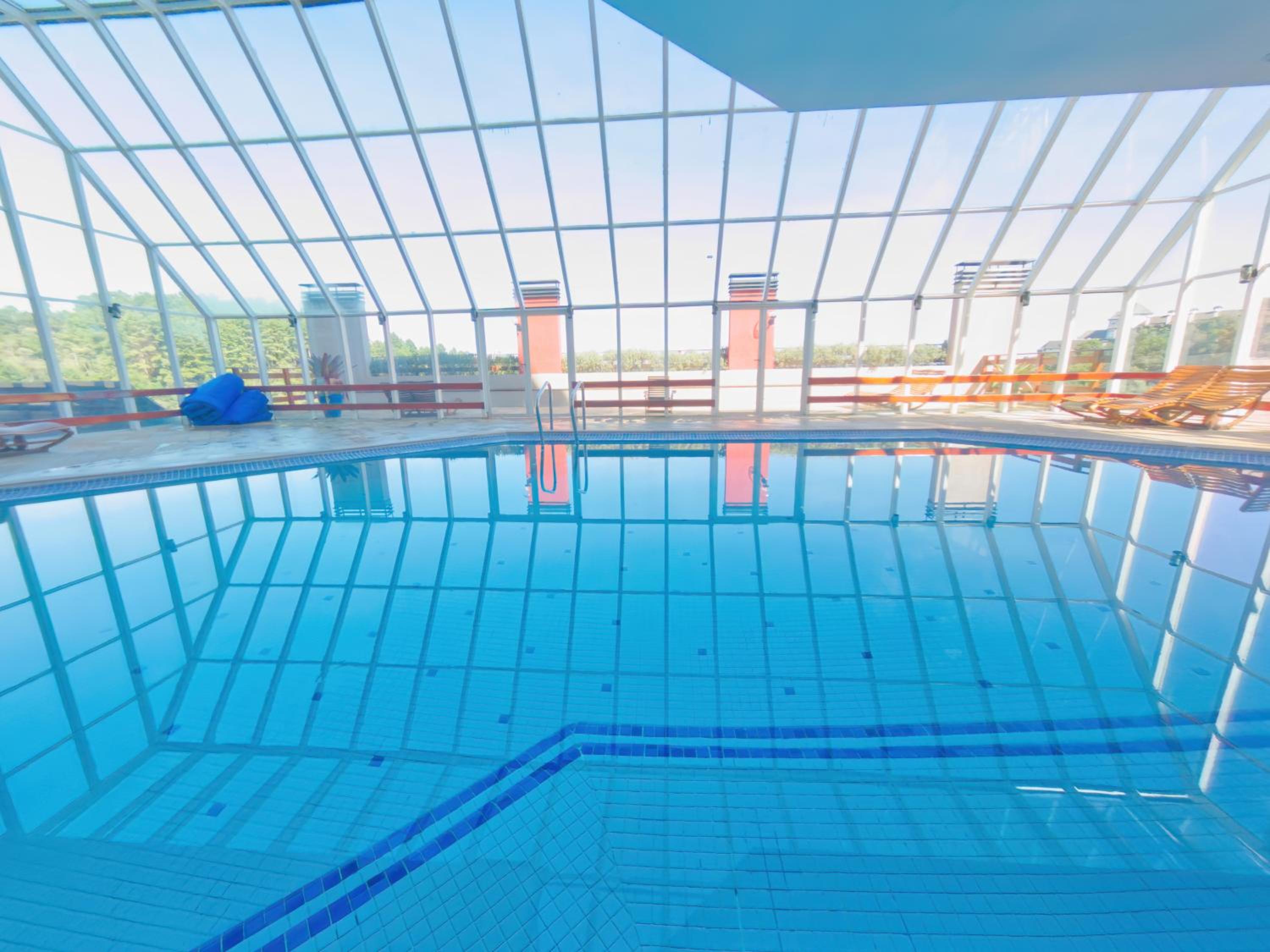 Mineir.INN - Piscina Aquecida e Hidro na Montanha