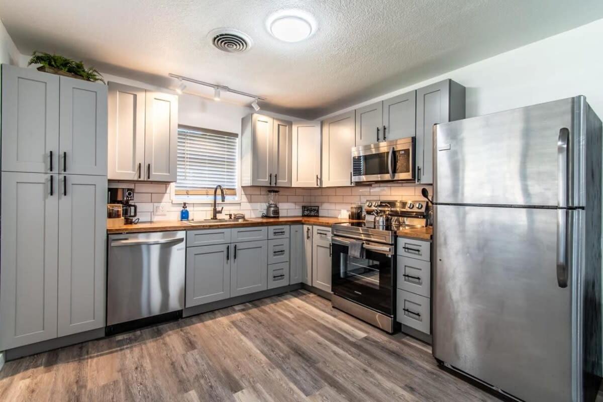 Gulfside Getaway Awaits view 4