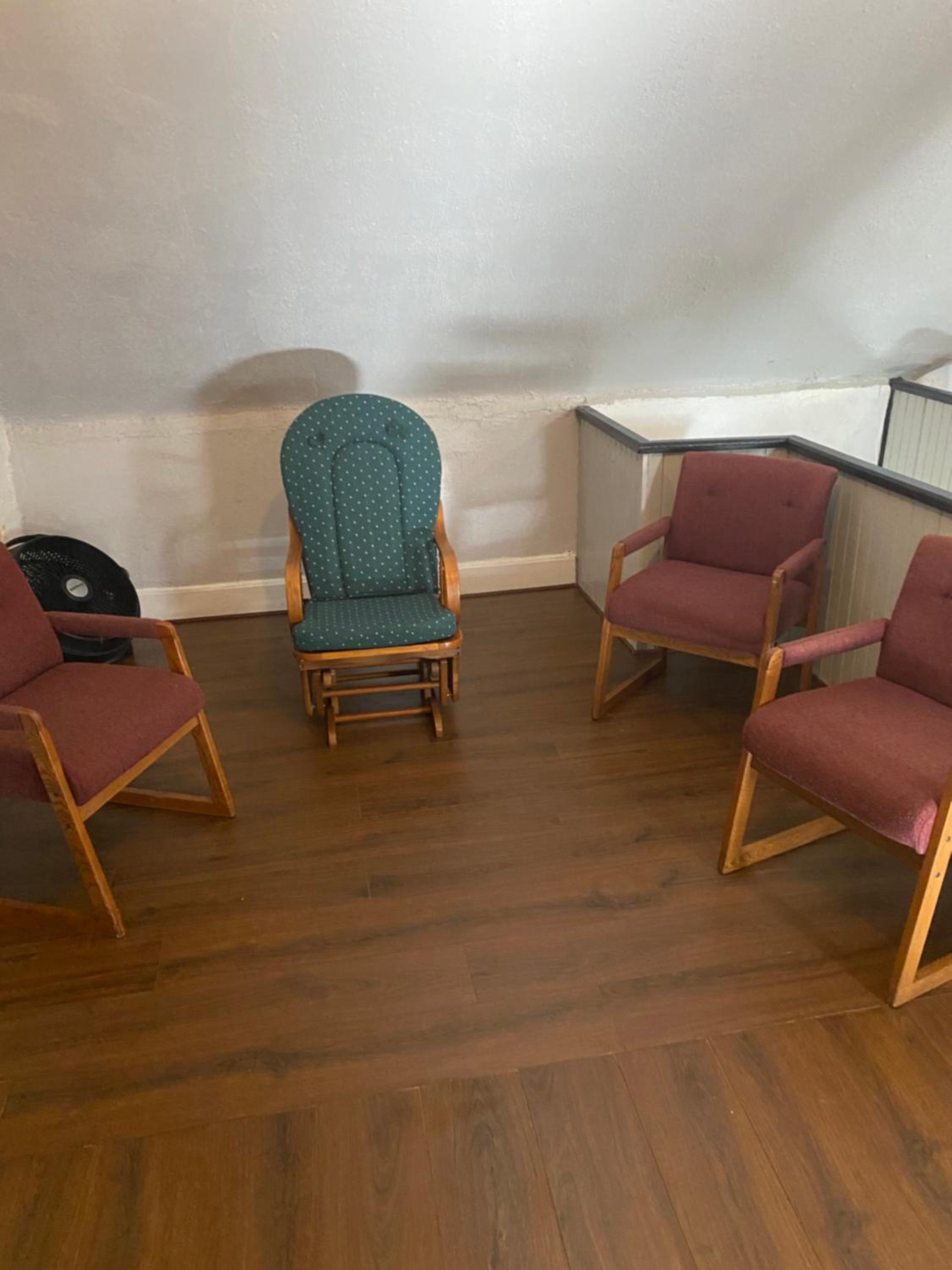 Awesome Attic studio3B private room /shared apt