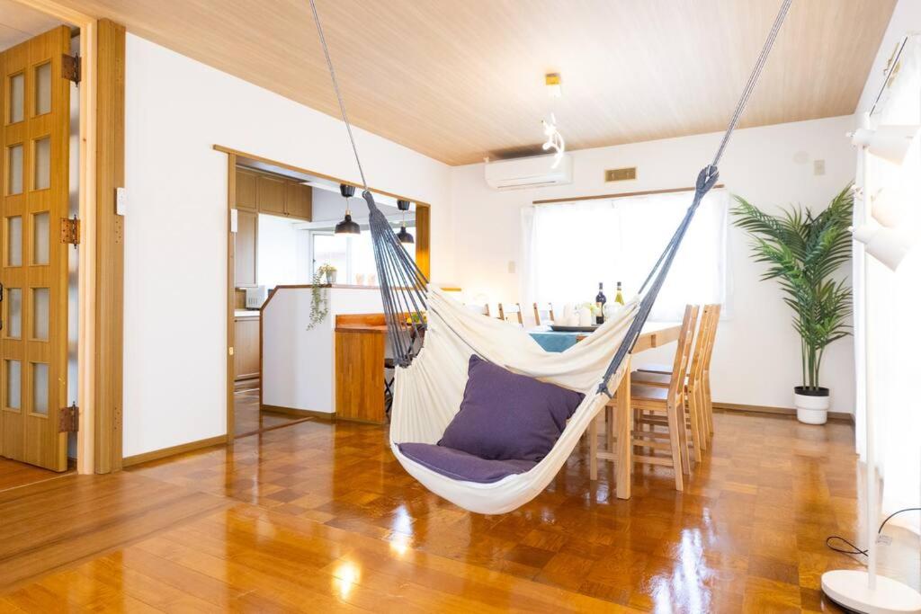 Shiga Lakeside House in Hamabun